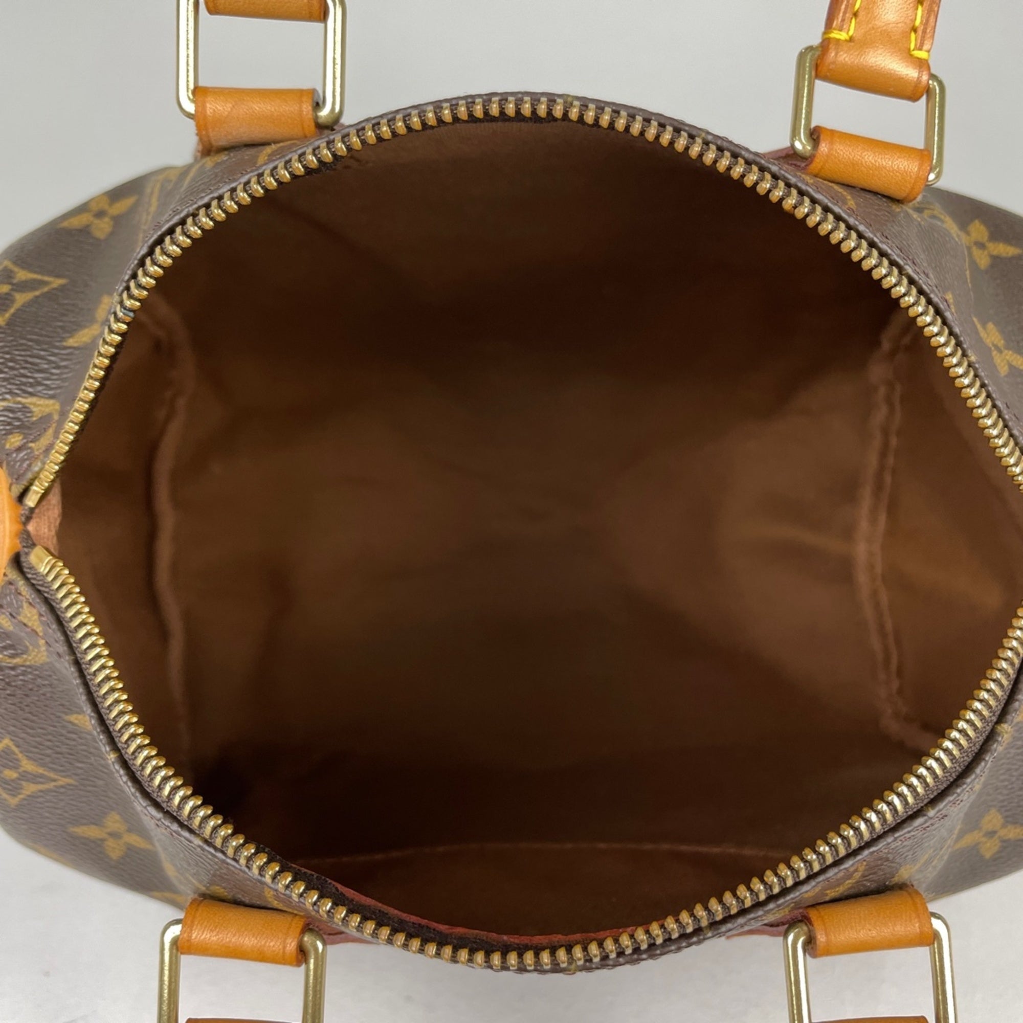 Louis Vuitton Brown Monogram Handbag (Pre-Owned)