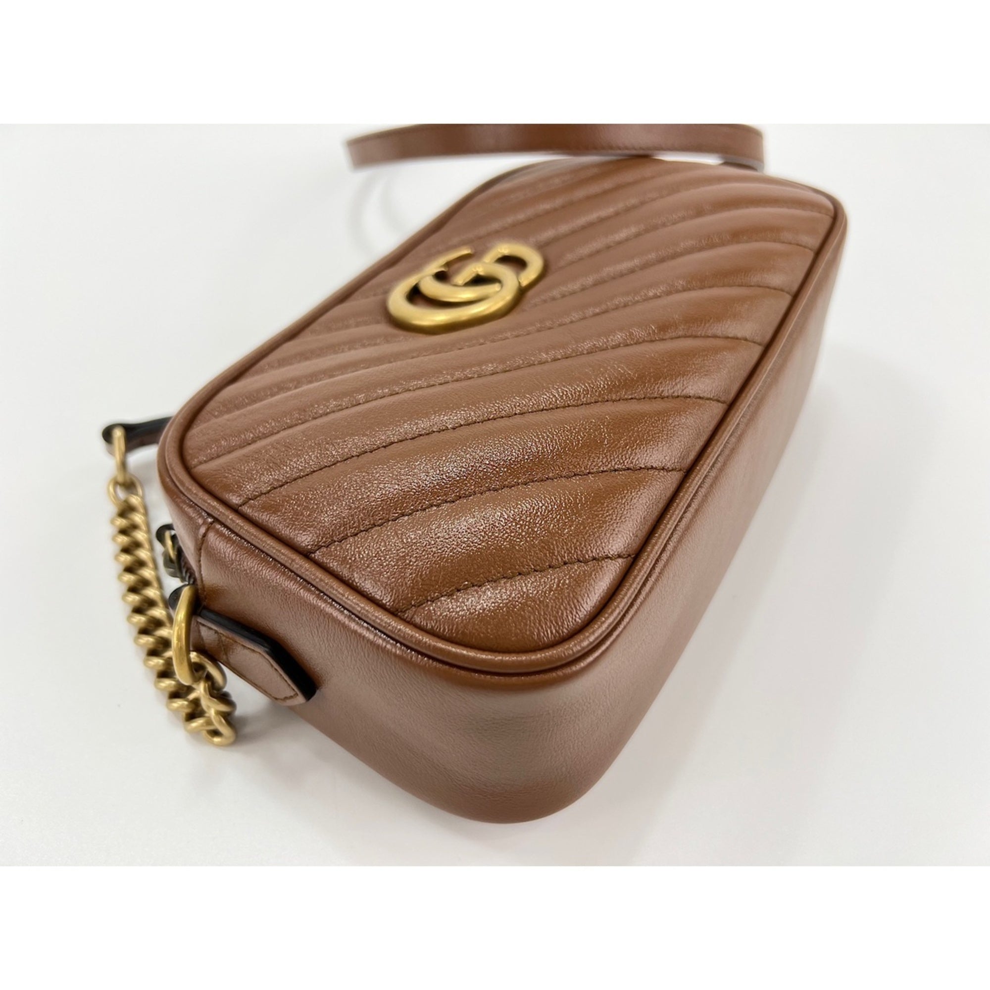 Gucci Brown Leather Shoulder Bag (Pre-Owned)