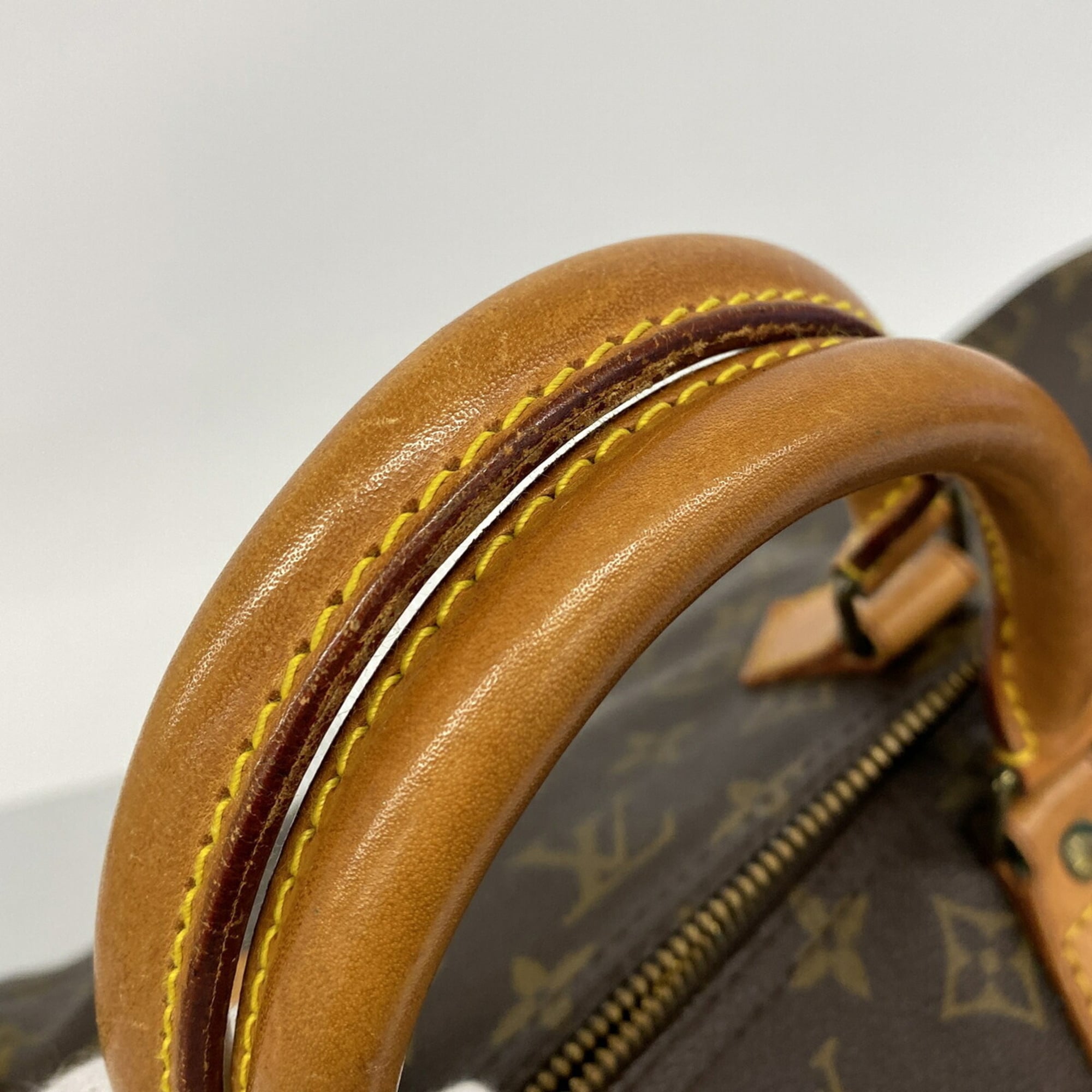 Louis Vuitton Brown Handbag (Pre-Owned)