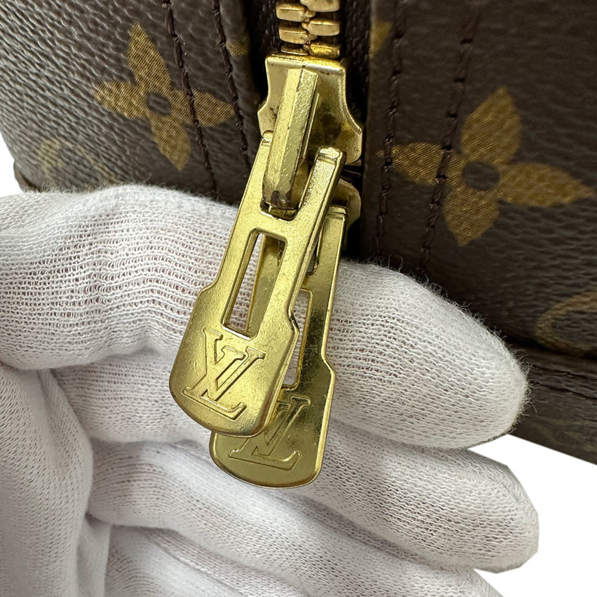 Louis Vuitton Brown Handbag (Pre-Owned)
