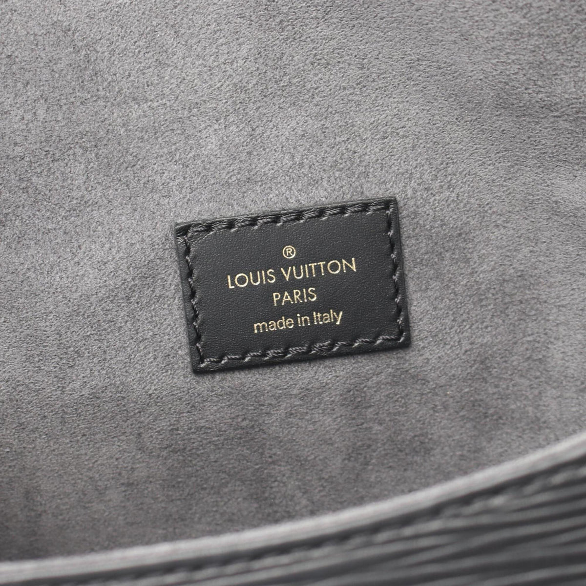Louis Vuitton Black Noir Epi Leather Handbag (Pre-Owned)