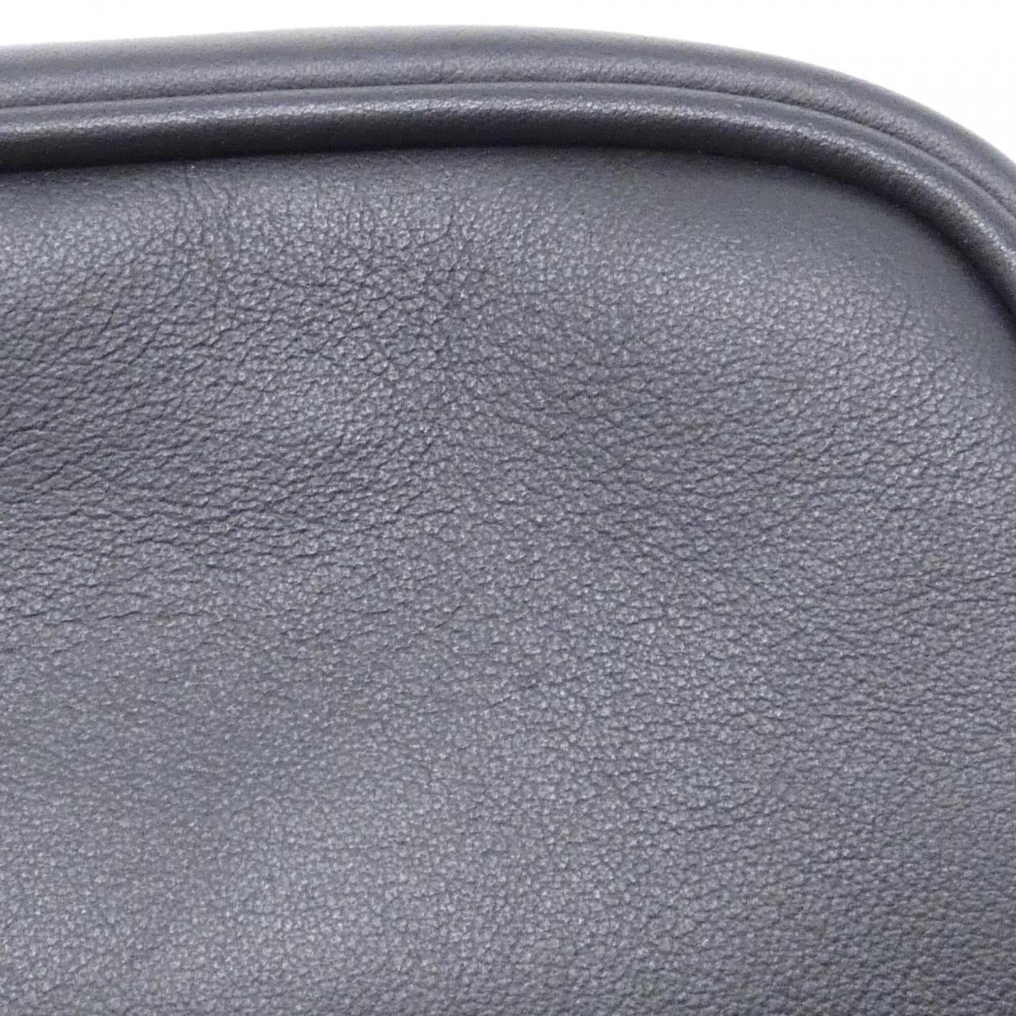 Fendi Black Leather Shoulder Bag (Pre-Owned)
