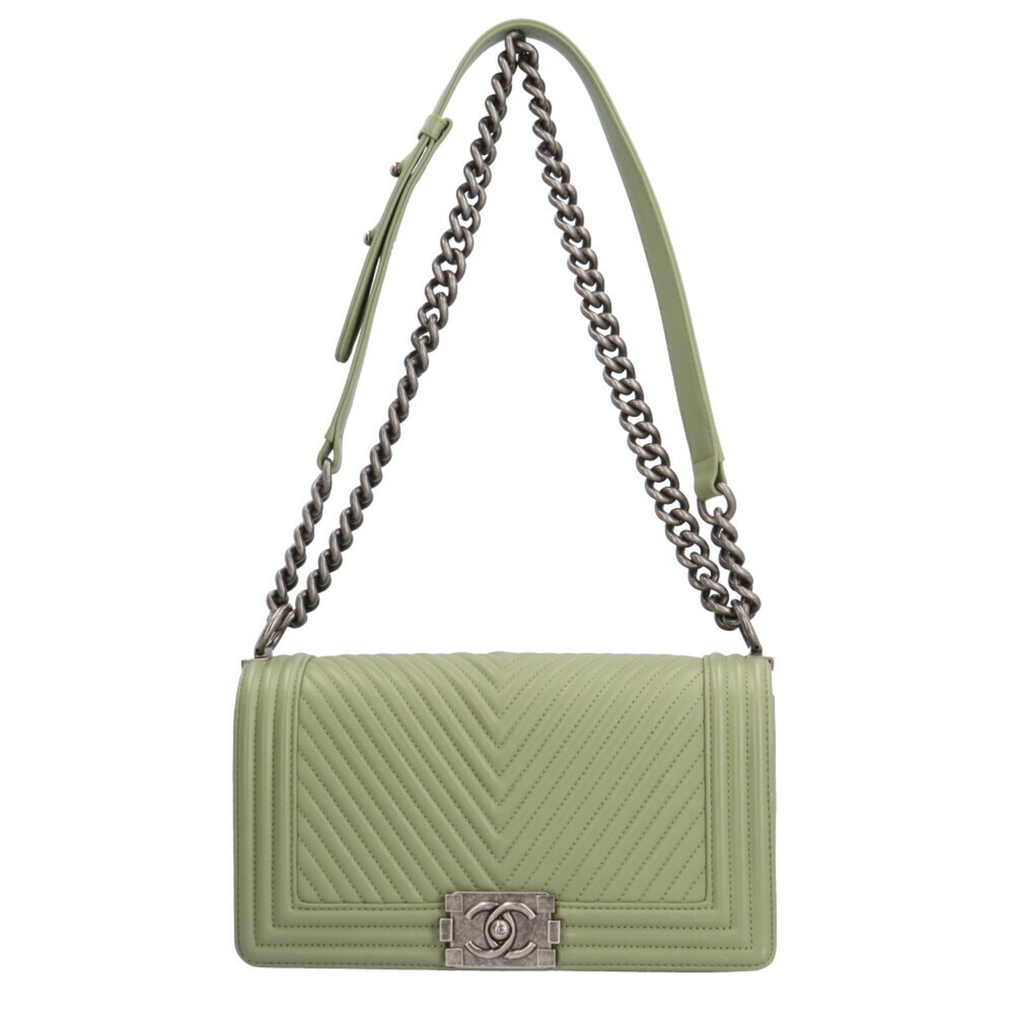 Chanel Green Leather Shoulder Bag (Pre-Owned)