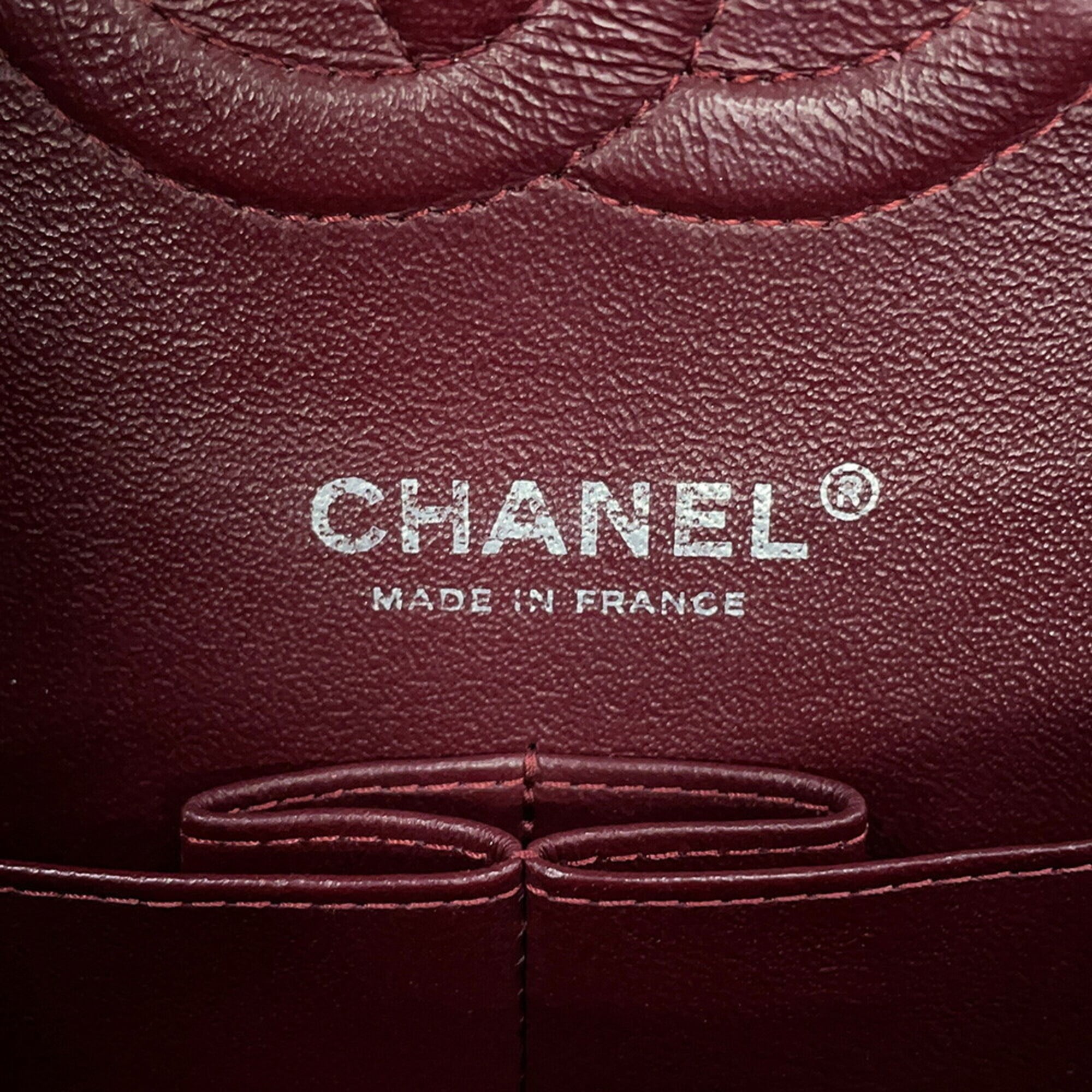 Chanel Matelasse Black Grained Calfskin Handbag Shoulder Bag (Pre-Owned)