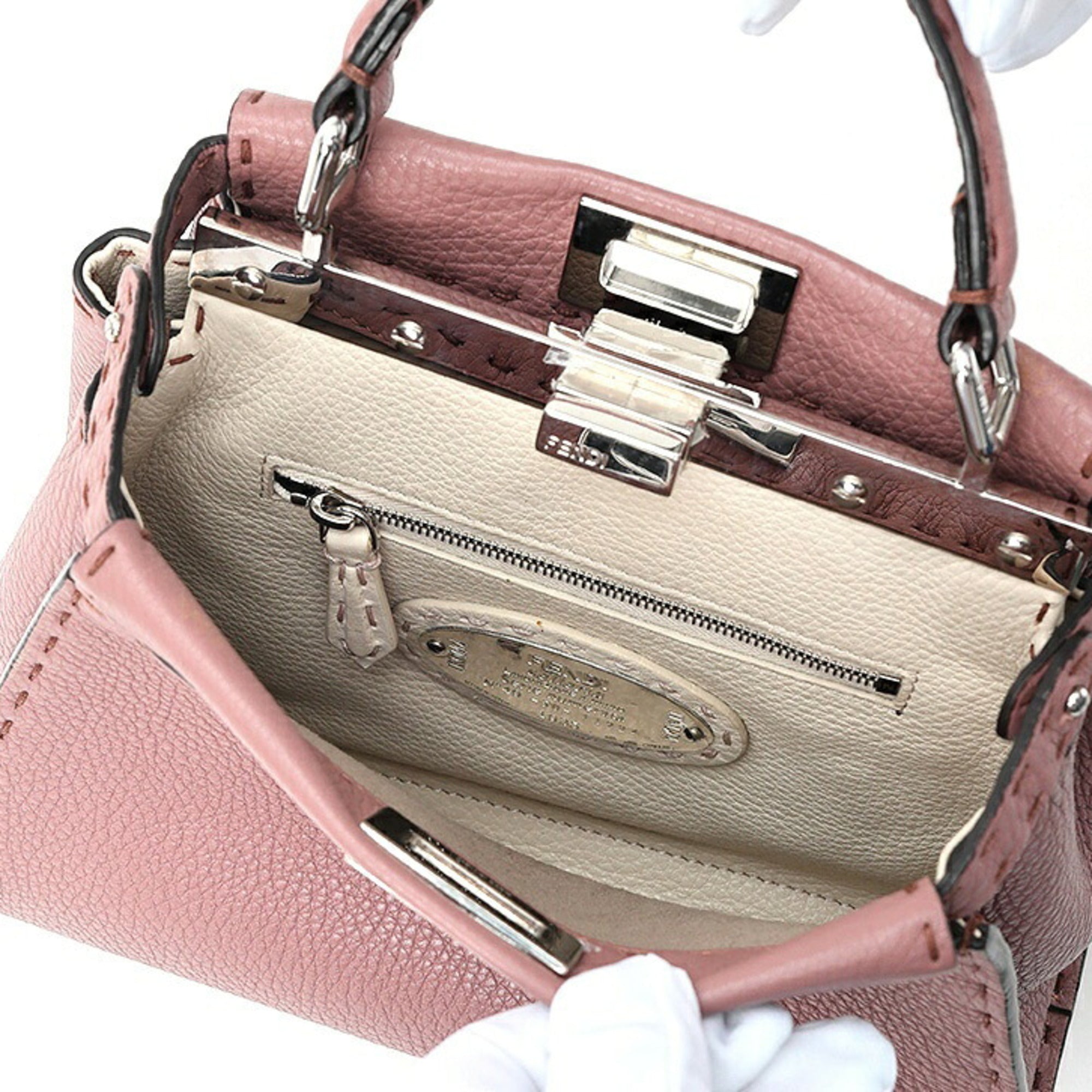 Fendi Peekaboo Leather Shoulder Bag (Pre-Owned)