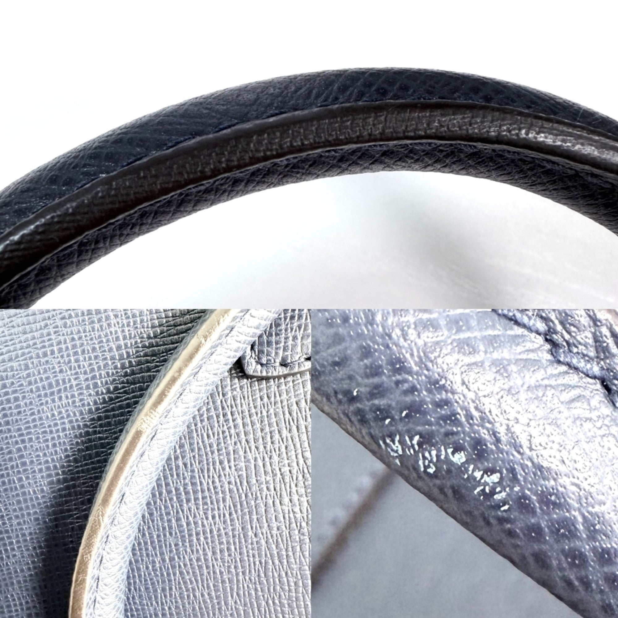 Louis Vuitton Taiga Navy Taiga Leather Handbag Shoulder Bag (Pre-Owned)