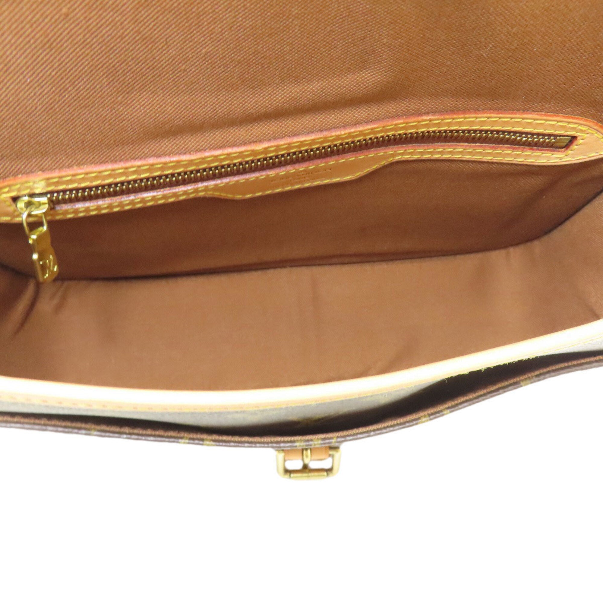 Louis Vuitton Monogram Monogram Canvas Shoulder Bag (Pre-Owned)