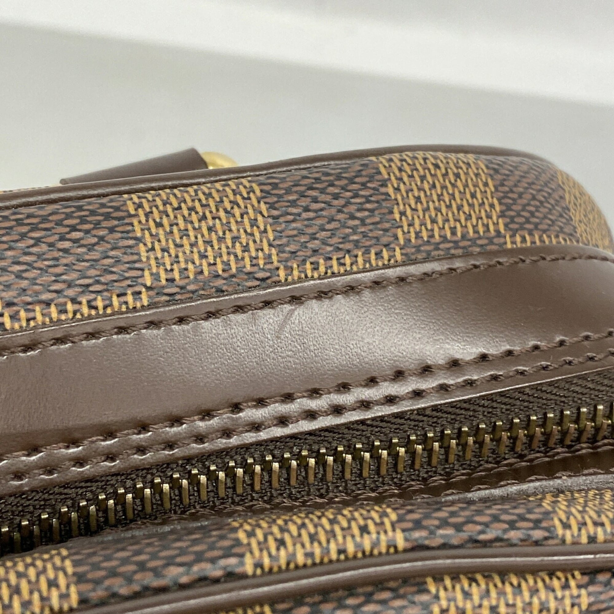 Louis Vuitton Ebene Handbag (Pre-Owned)