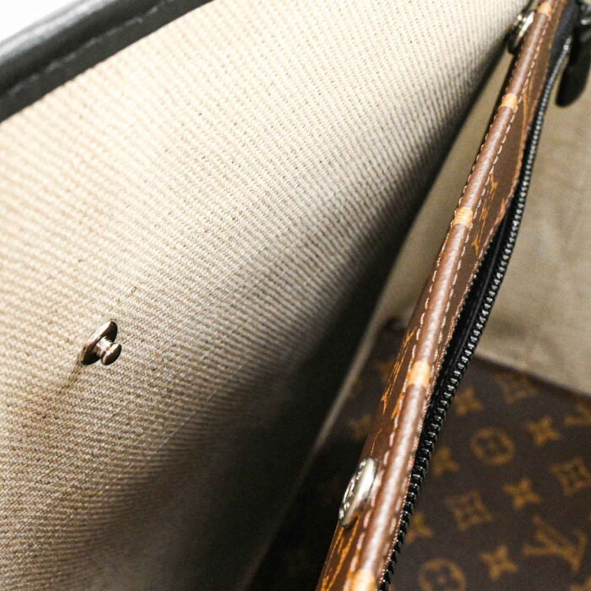 Louis Vuitton Brown Monogram Tote Bag (Pre-Owned)