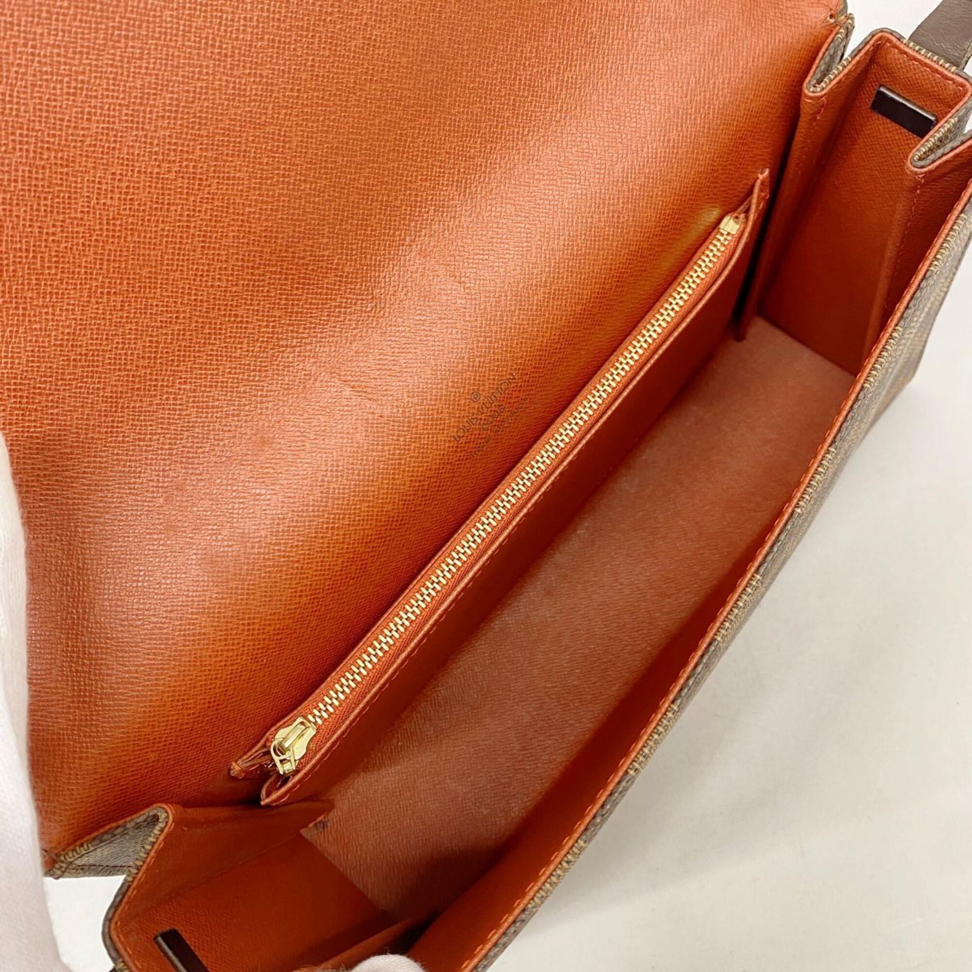 Louis Vuitton Ebene Shoulder Bag (Pre-Owned)