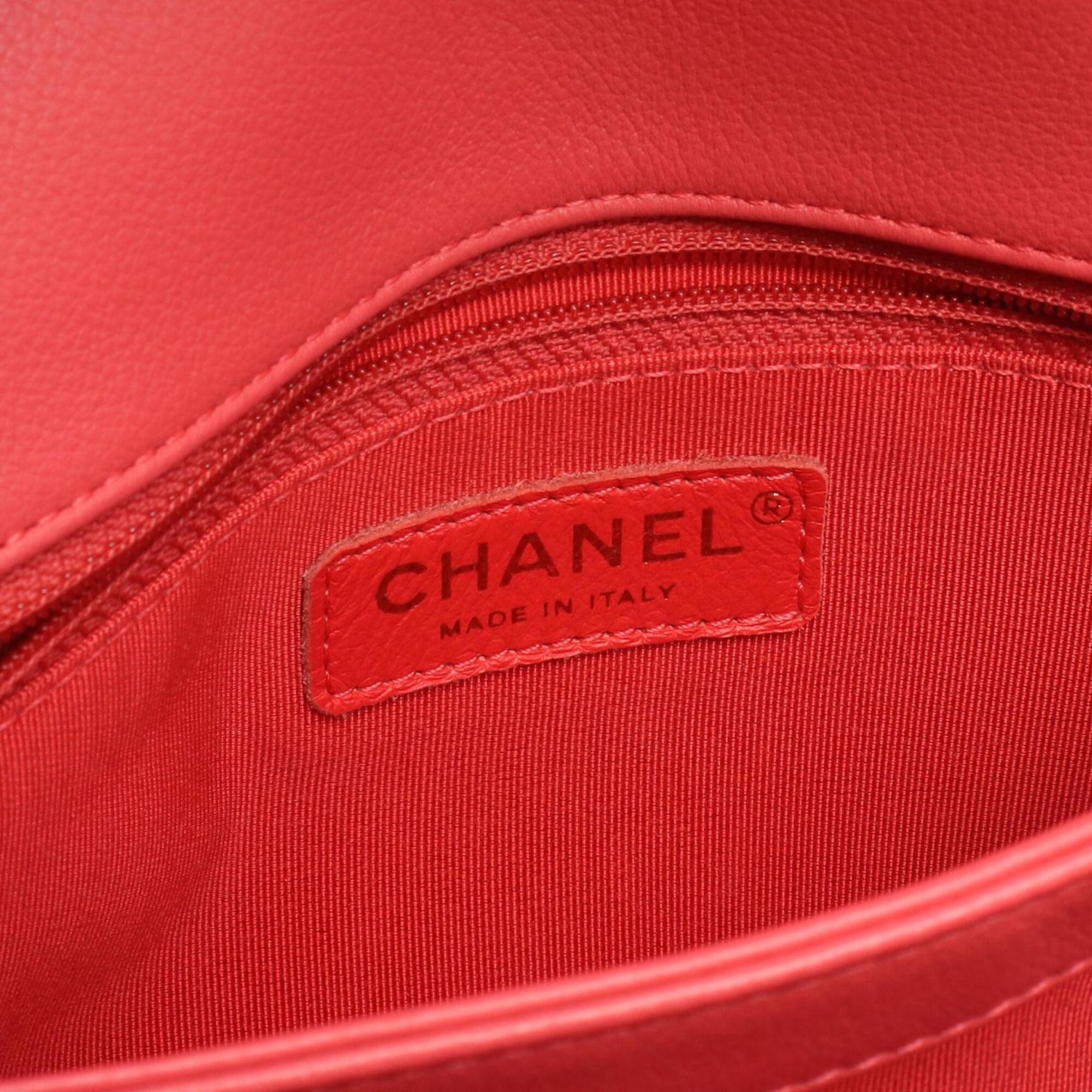 Chanel Pink Leather Handbag (Pre-Owned)