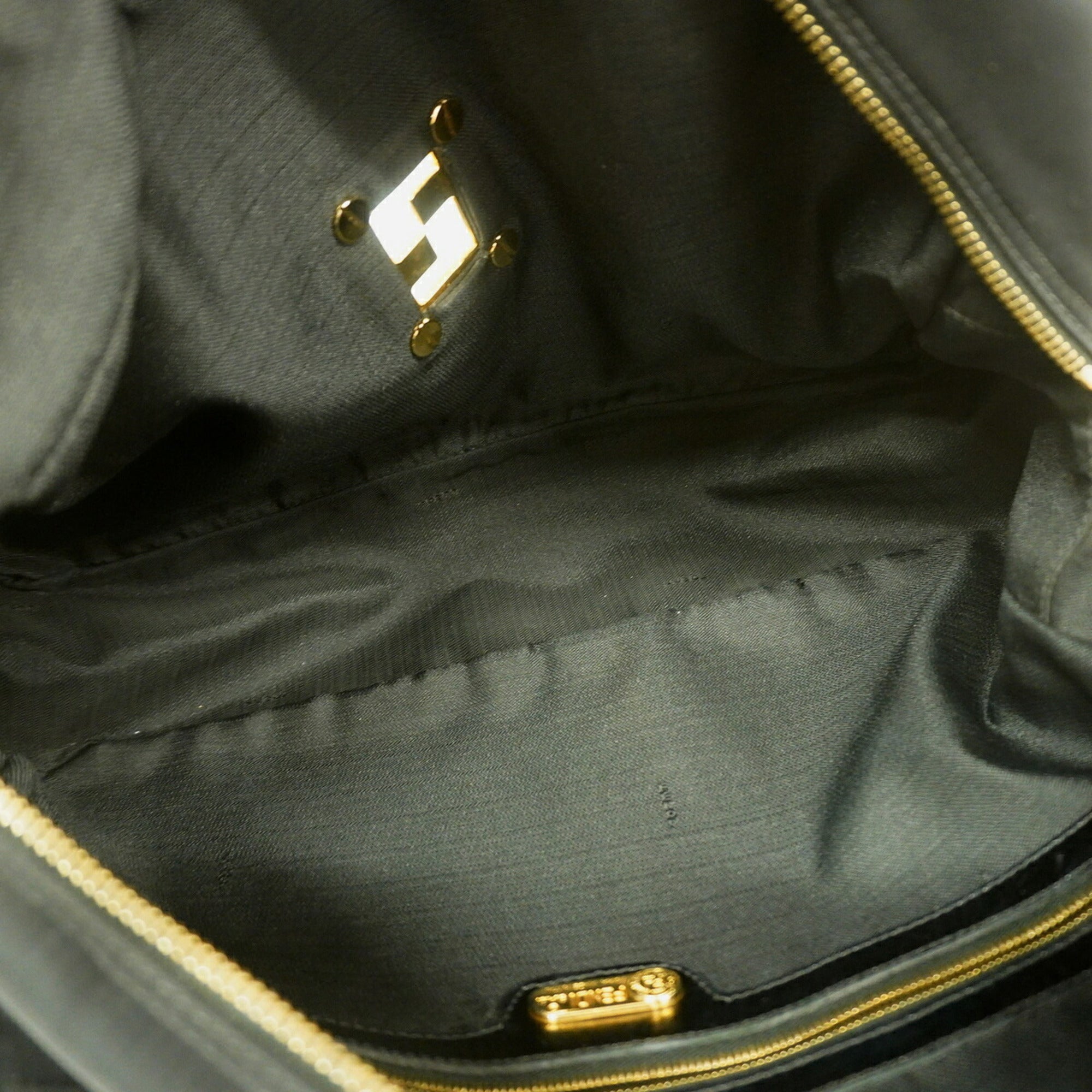 Fendi Black Nylon Handbag (Pre-Owned)