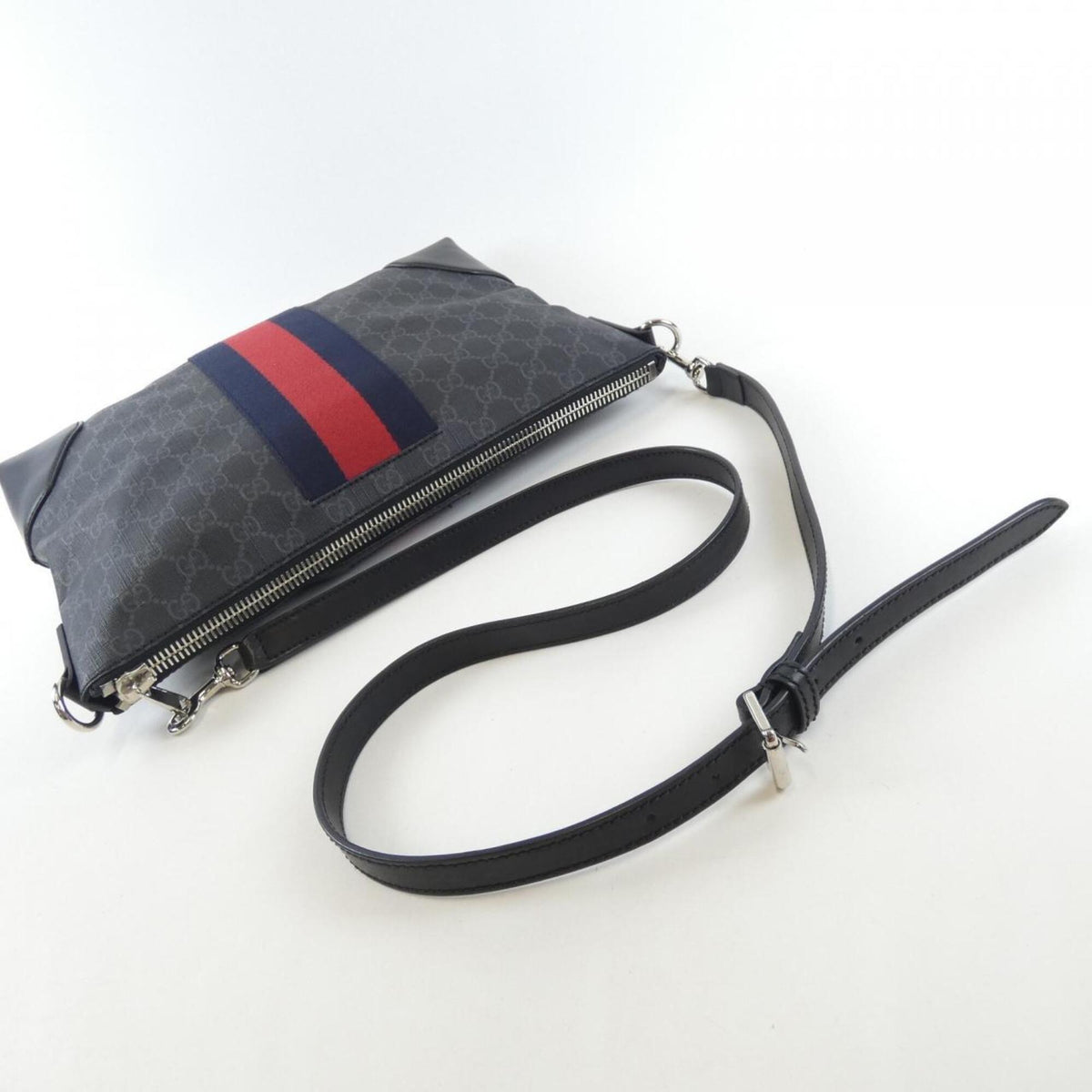 Gucci Black Gray Gg Supreme Canvas Shoulder Bag (Pre-Owned)