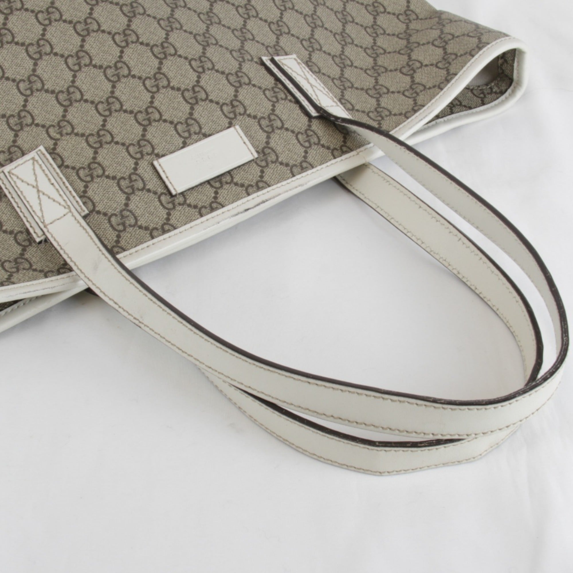 Gucci Brown Gg Supreme Tote Bag (Pre-Owned)