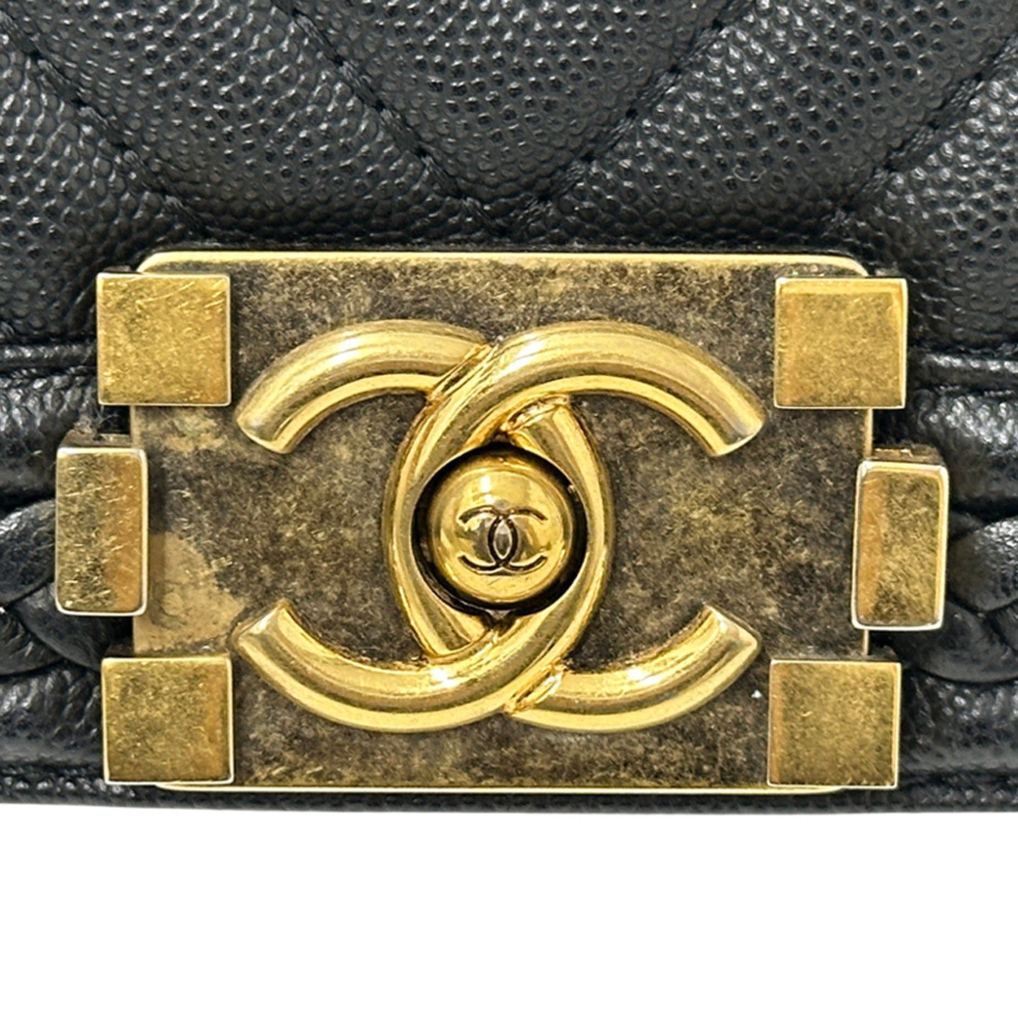 Chanel Black Grained Calfskin Handbag Shoulder Bag (Pre-Owned)