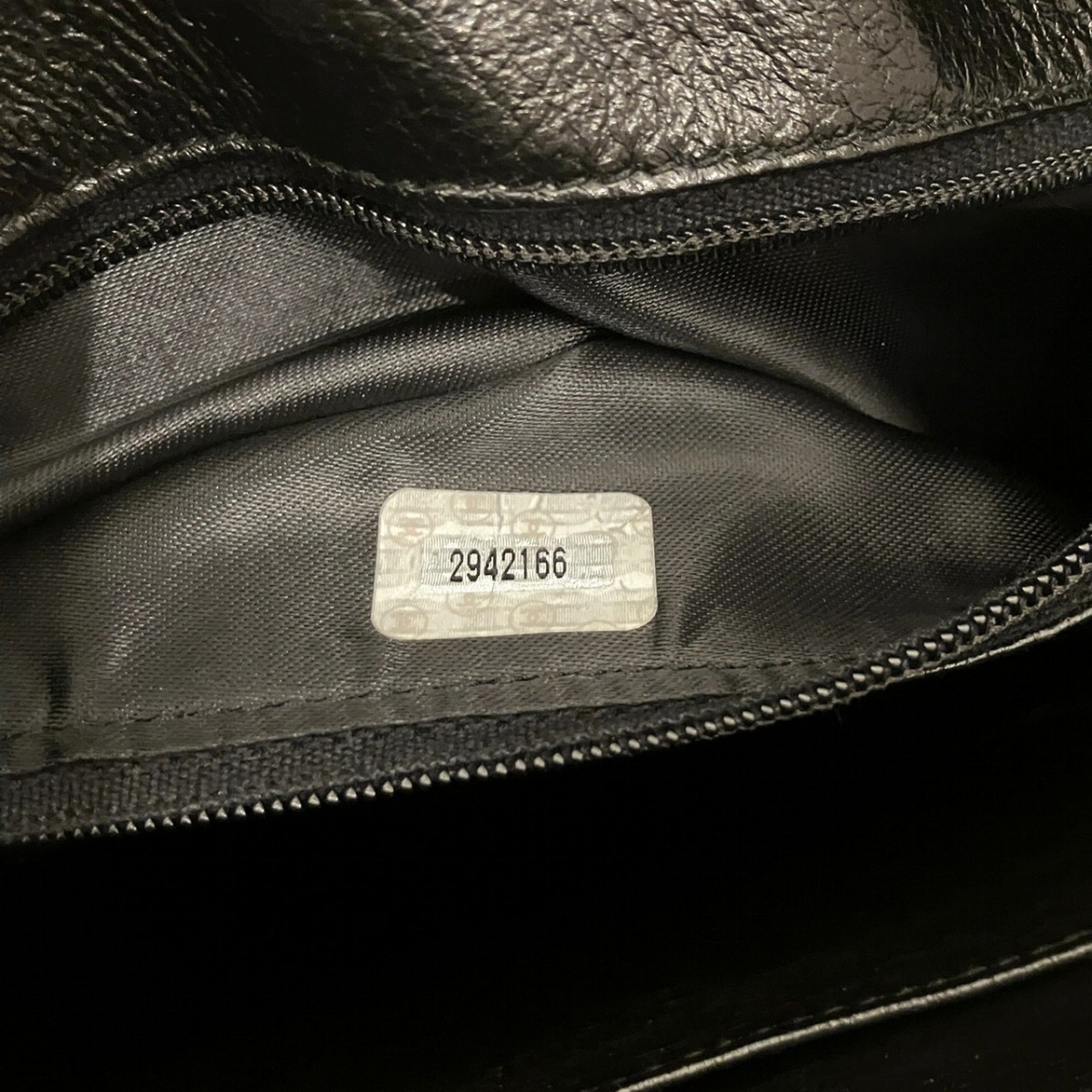 Chanel Black Suede Shoulder Bag (Pre-Owned)