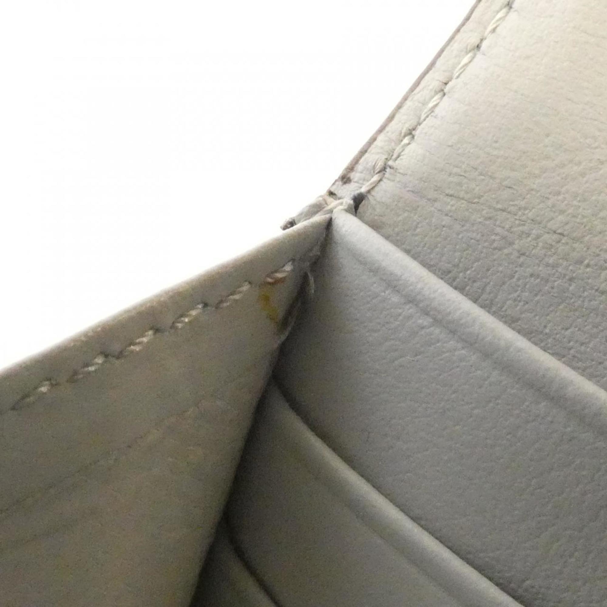 Fendi Leather Long Wallet (Bi-Fold) (Pre-Owned)