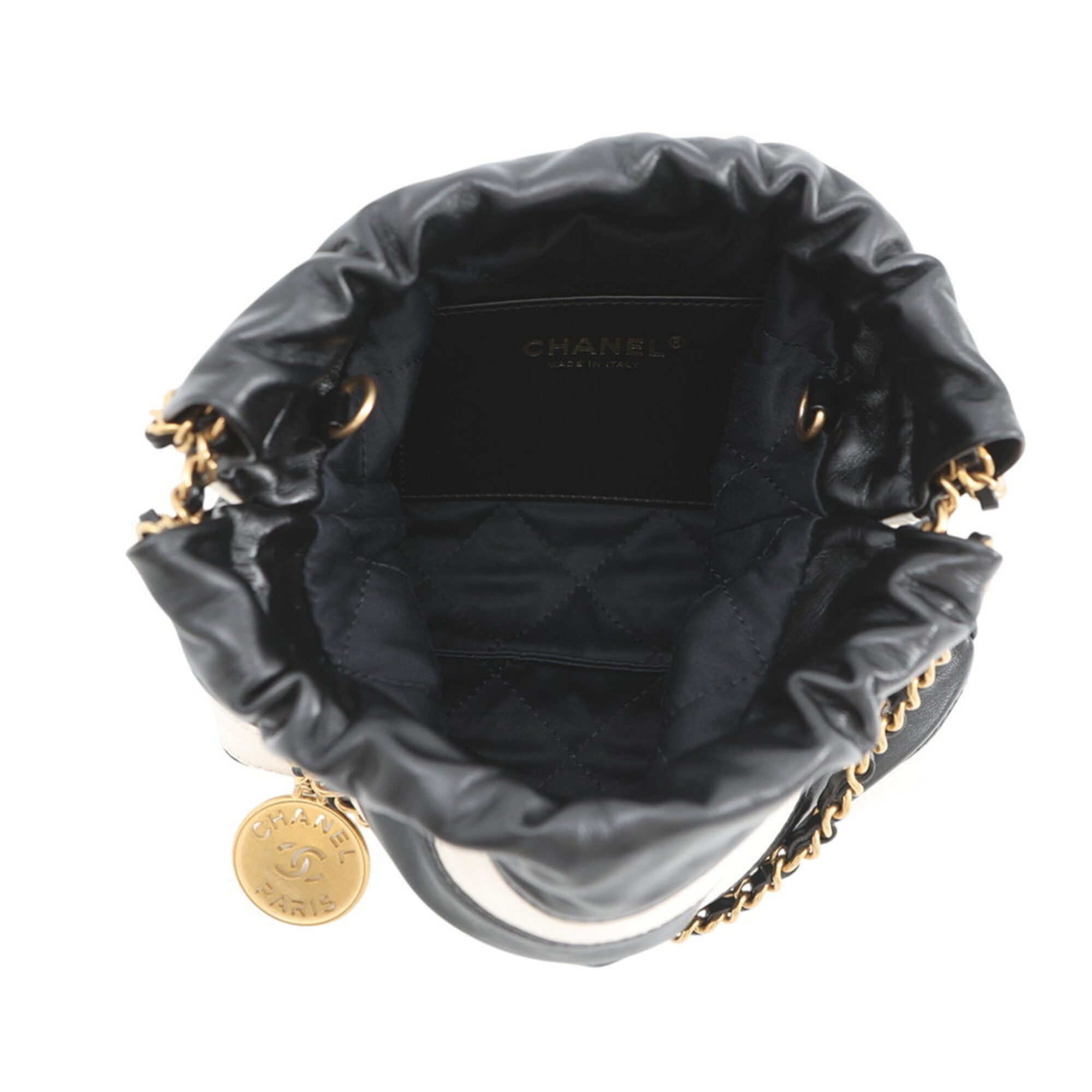 Chanel Black White Handbag Shoulder Bag (Pre-Owned)