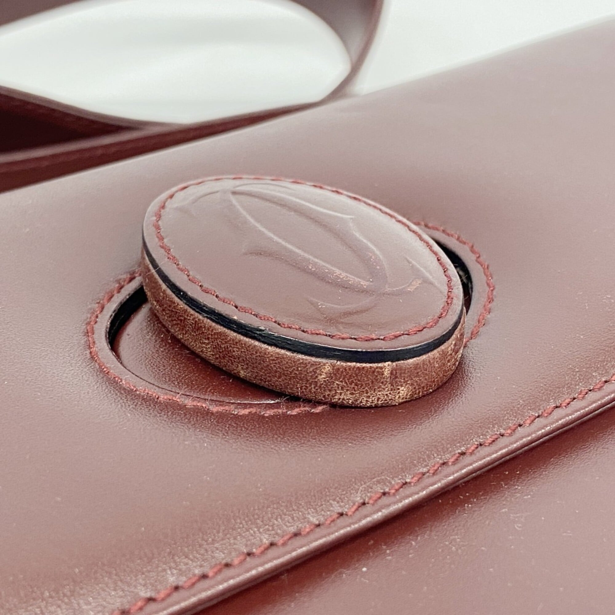 Cartier Bordeaux Leather Shoulder Bag (Pre-Owned)