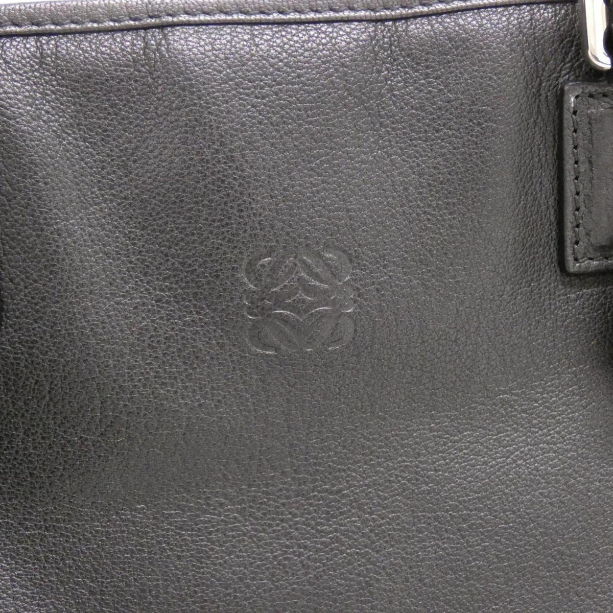 Loewe Gunmetal Leather Handbag (Pre-Owned)
