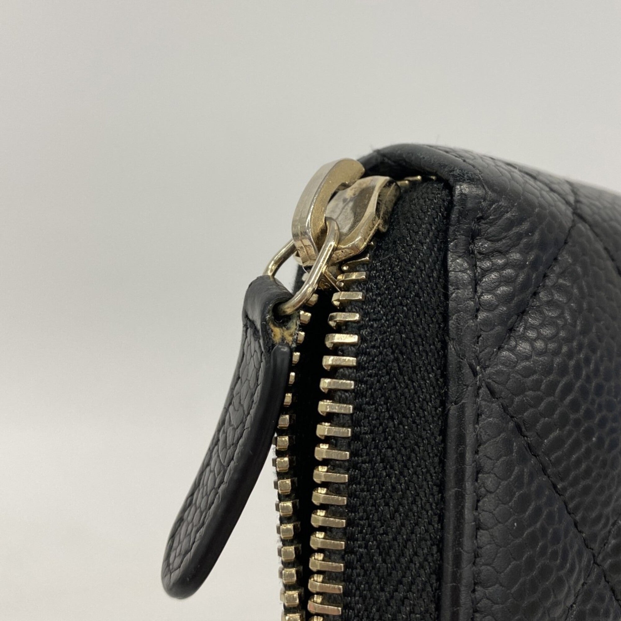 Chanel Black Grained Calfskin Long Wallet (Bi-Fold) (Pre-Owned)