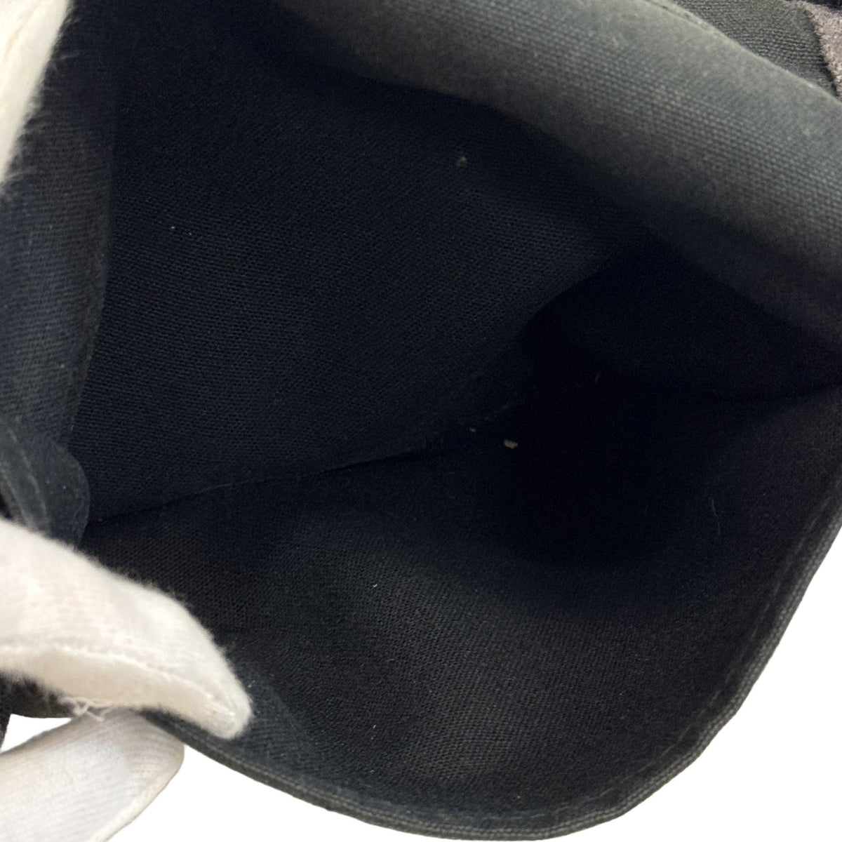 Hermes Black Canvas Shoulder Bag (Pre-Owned)
