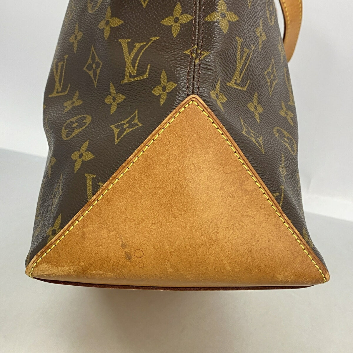 Louis Vuitton Brown Tote Bag (Pre-Owned)