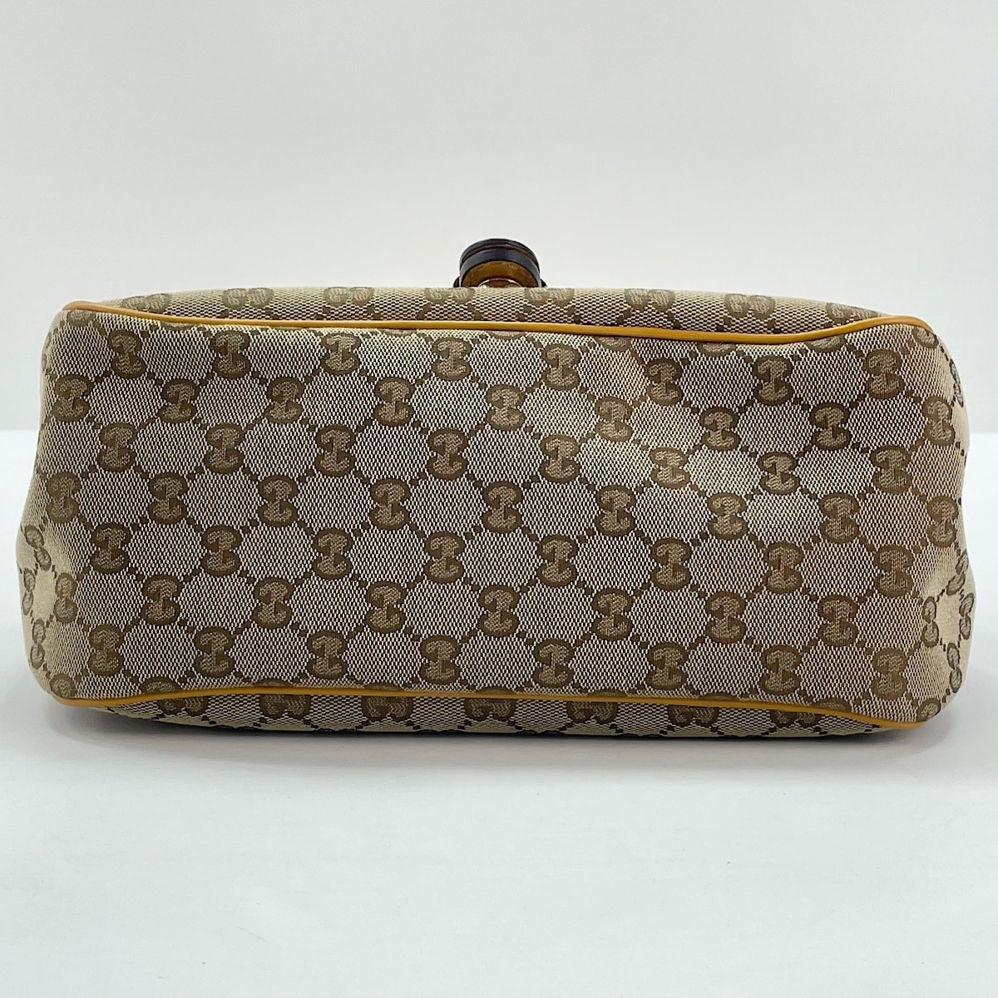 Gucci Sukey Yellow Shoulder Bag (Pre-Owned)