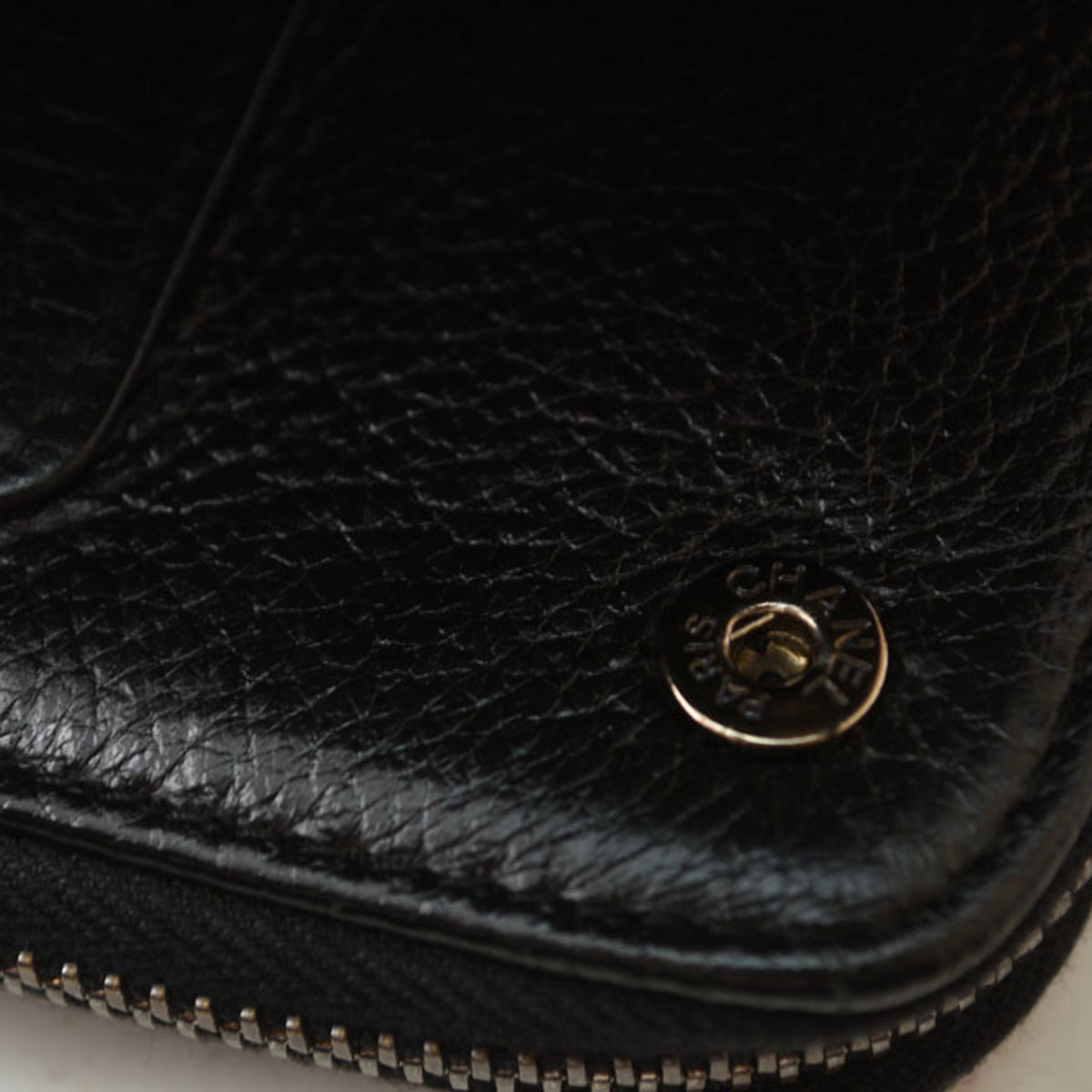 Chanel Black Leather Long Wallet (Bi-Fold) (Pre-Owned)