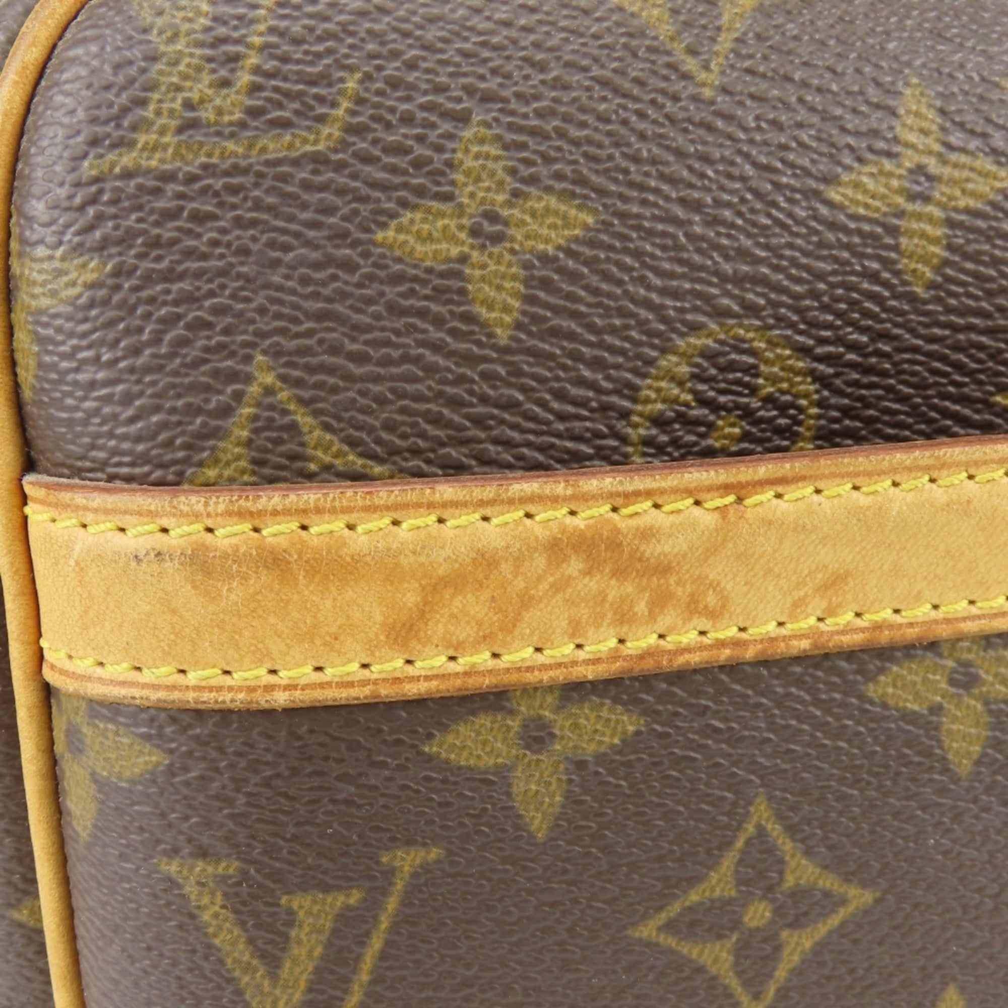 Louis Vuitton Brown Monogram Leather Shoulder Bag (Pre-Owned)