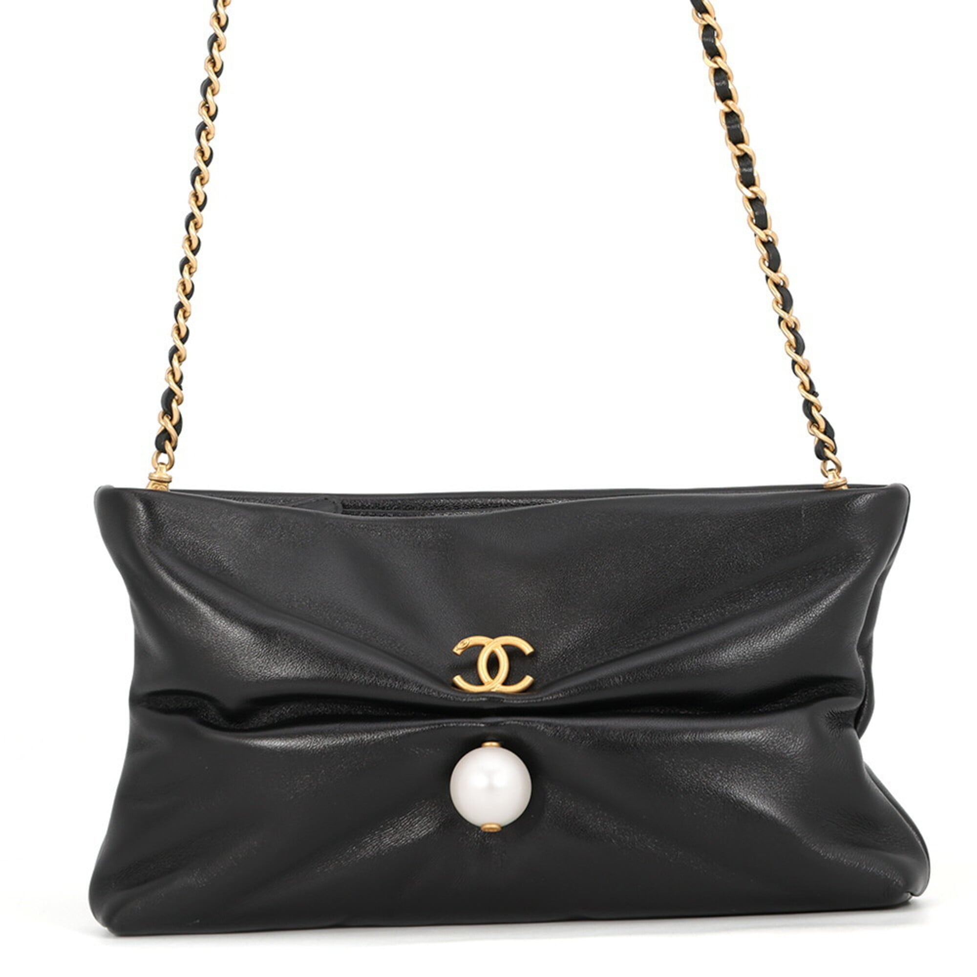 Chanel Black Leather Shoulder Bag (Pre-Owned)