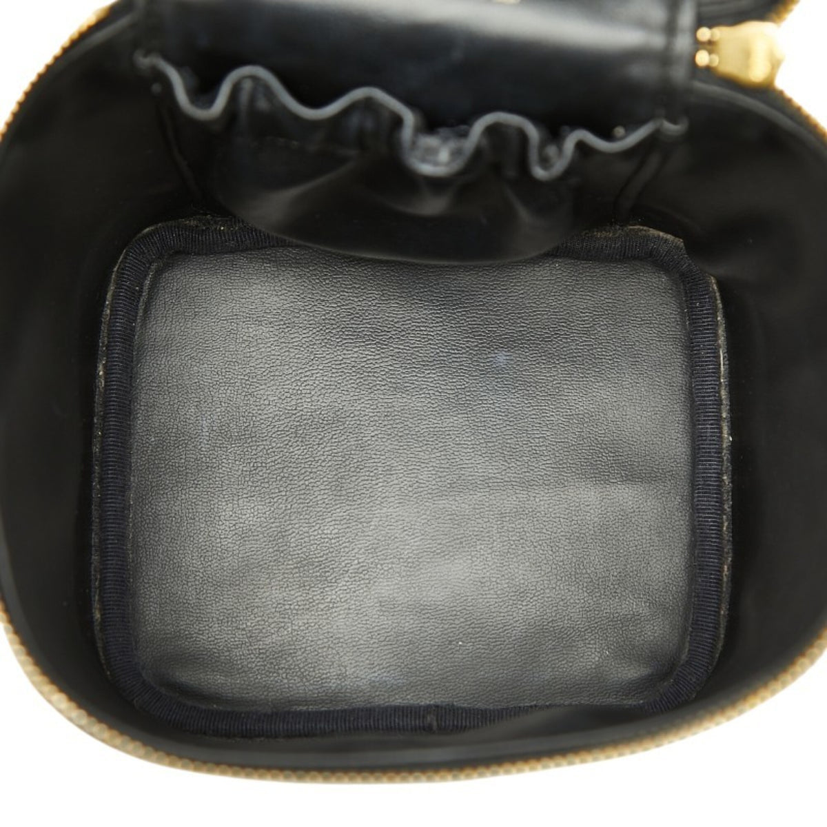 Chanel Black Grained Calfskin Handbag Vanity Bag (Pre-Owned)