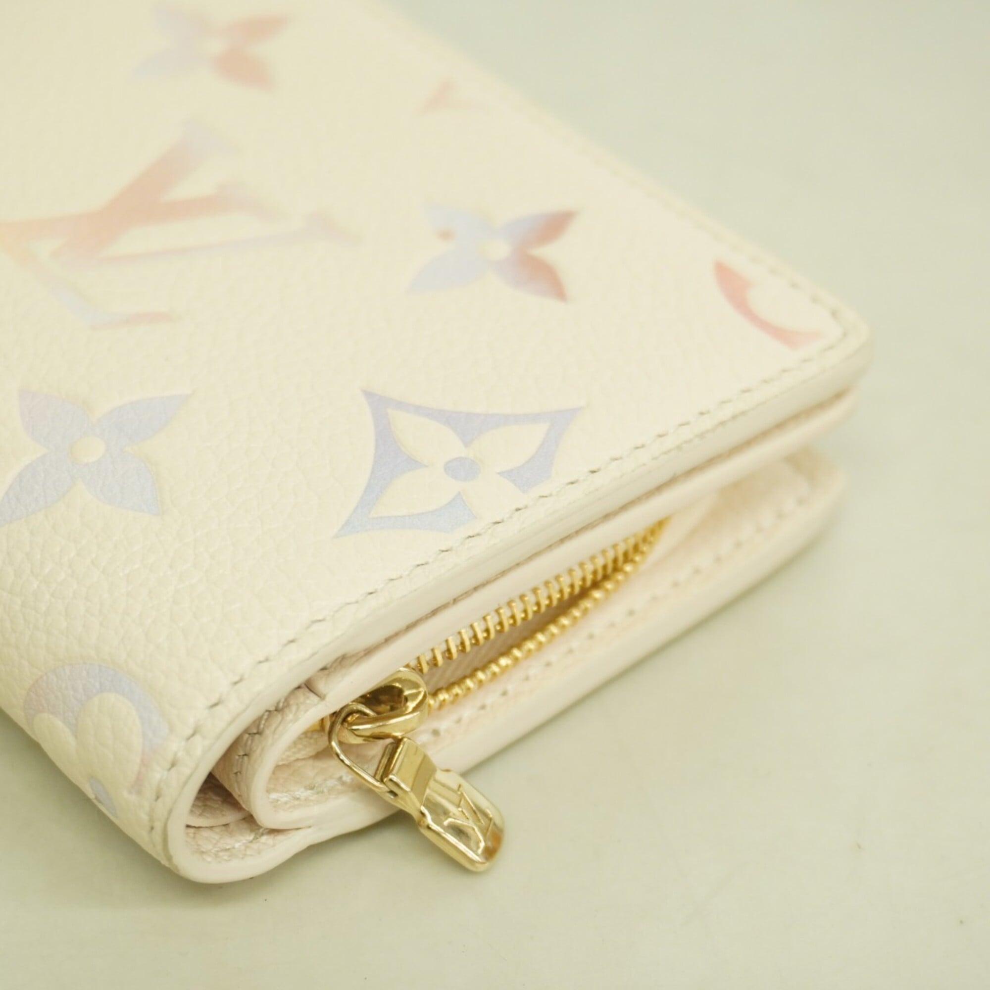 Louis Vuitton Multi-Color Wallet (Bi-Fold) (Pre-Owned)