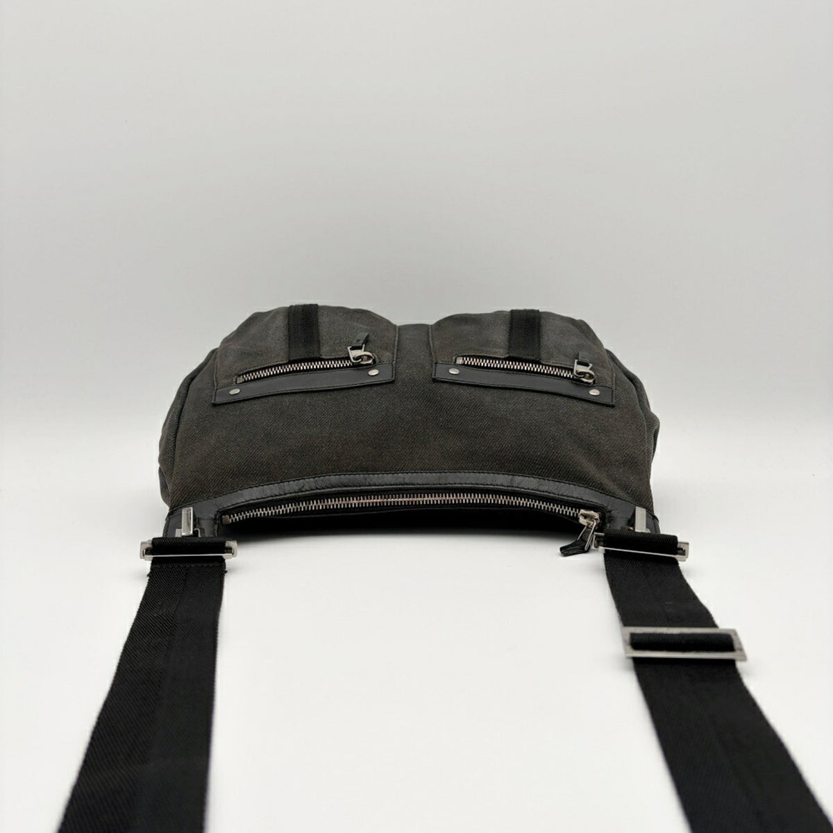 Gucci Black Denim Leather Shoulder Bag (Pre-Owned)