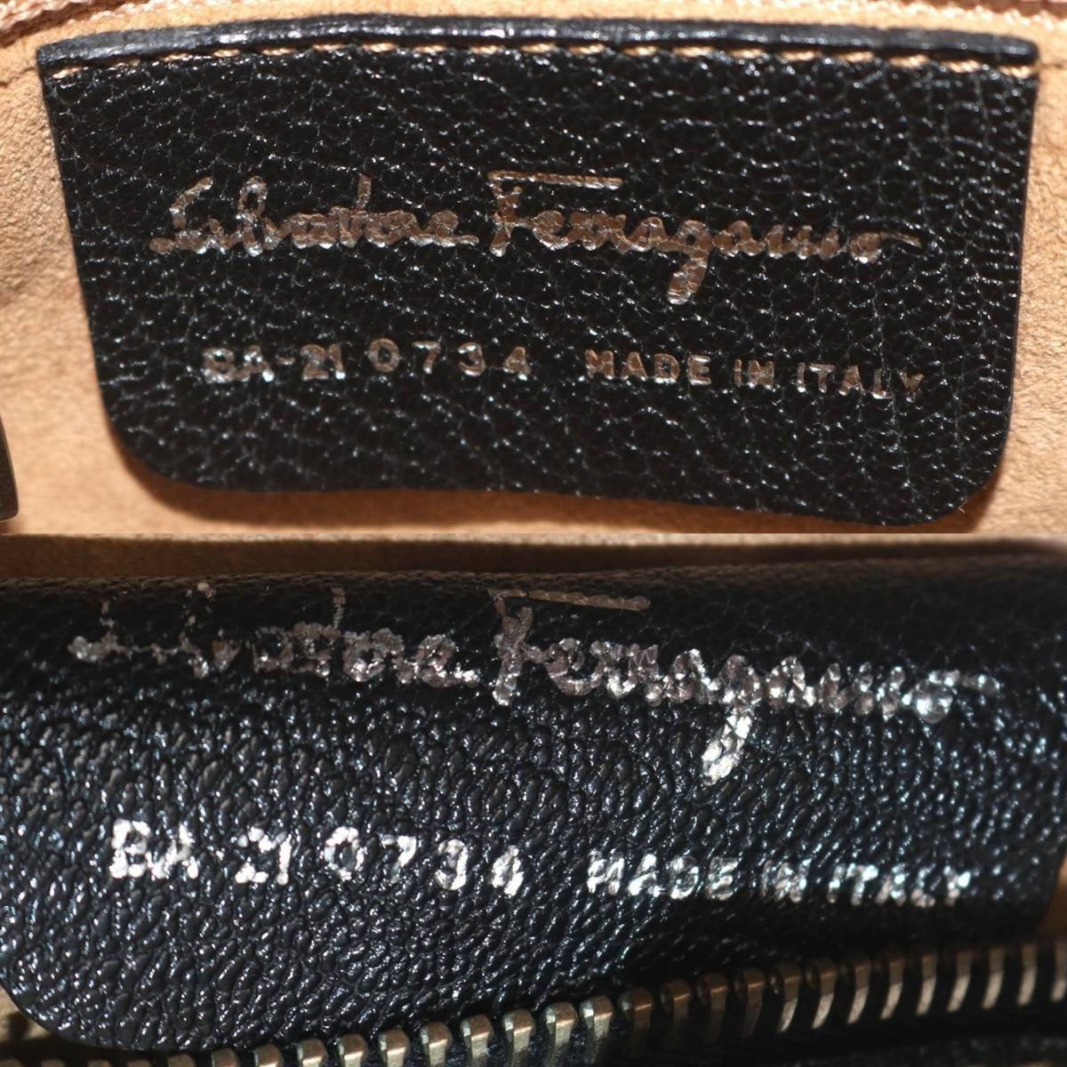 Salvatore Ferragamo Black Leather Shoulder Bag (Pre-Owned)