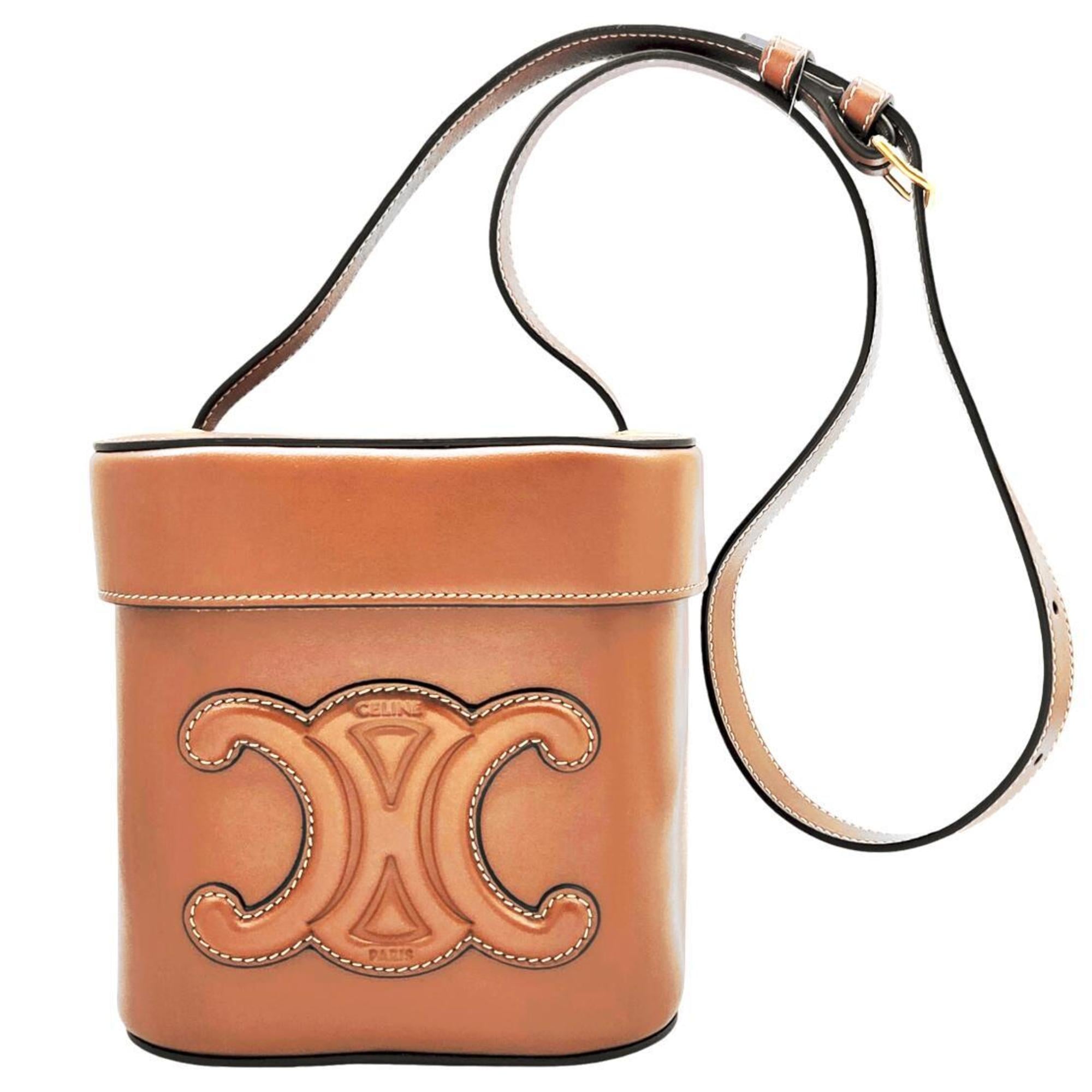 Celine Brown Leather Shoulder Bag (Pre-Owned)