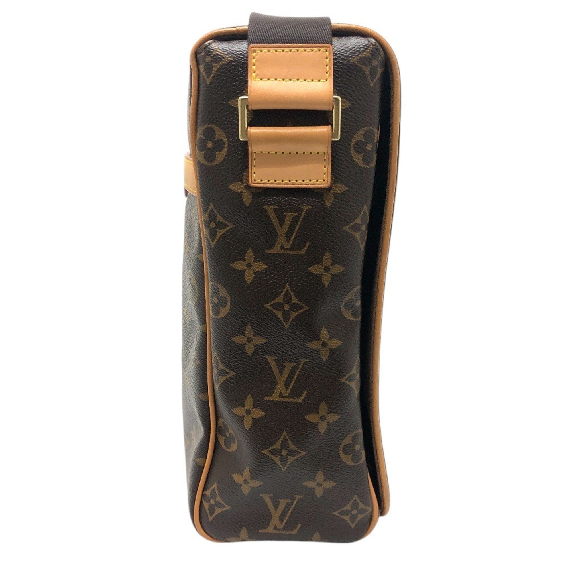 Louis Vuitton Brown Monogram Shoulder Bag (Pre-Owned)