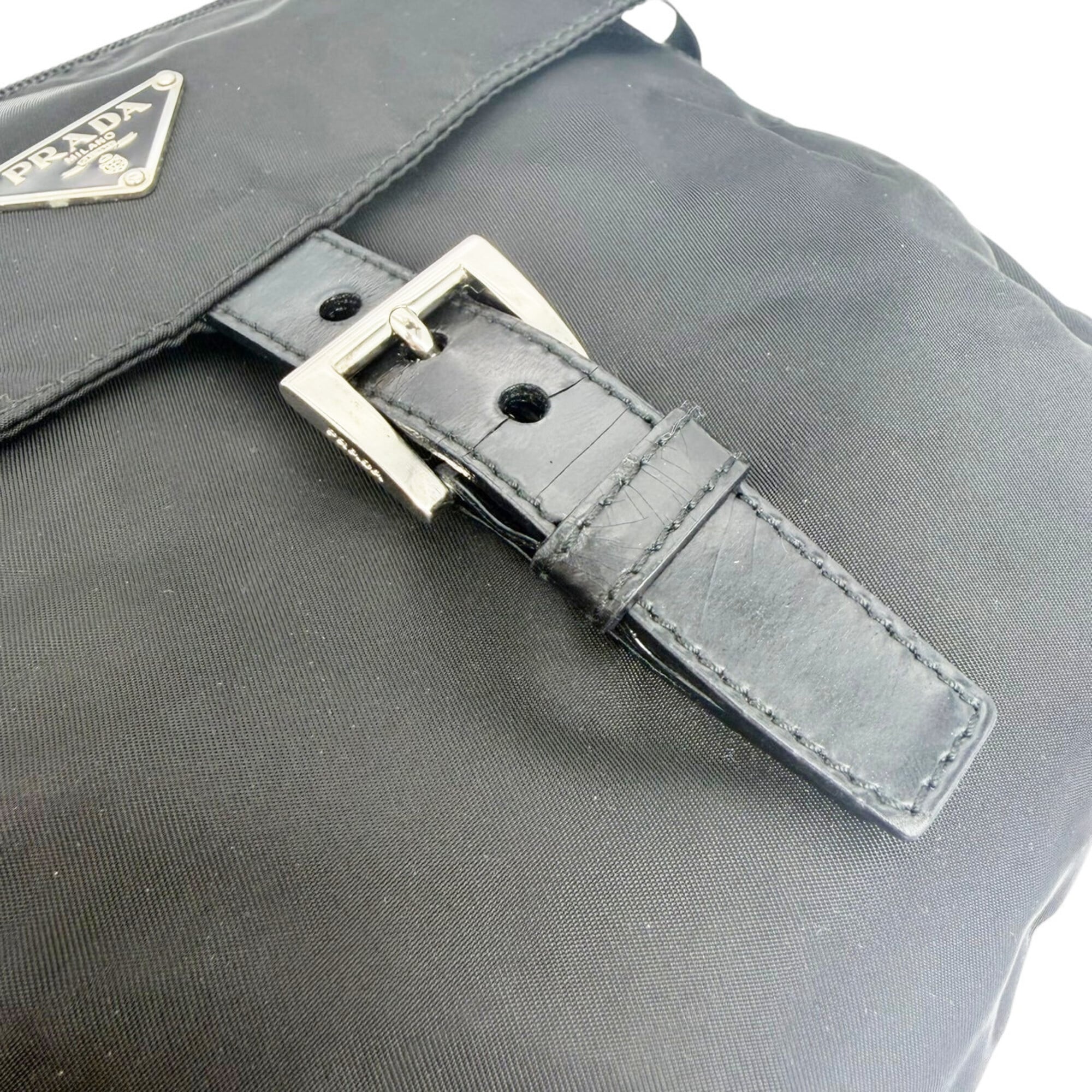 Prada Black Nylon Shoulder Bag (Pre-Owned)