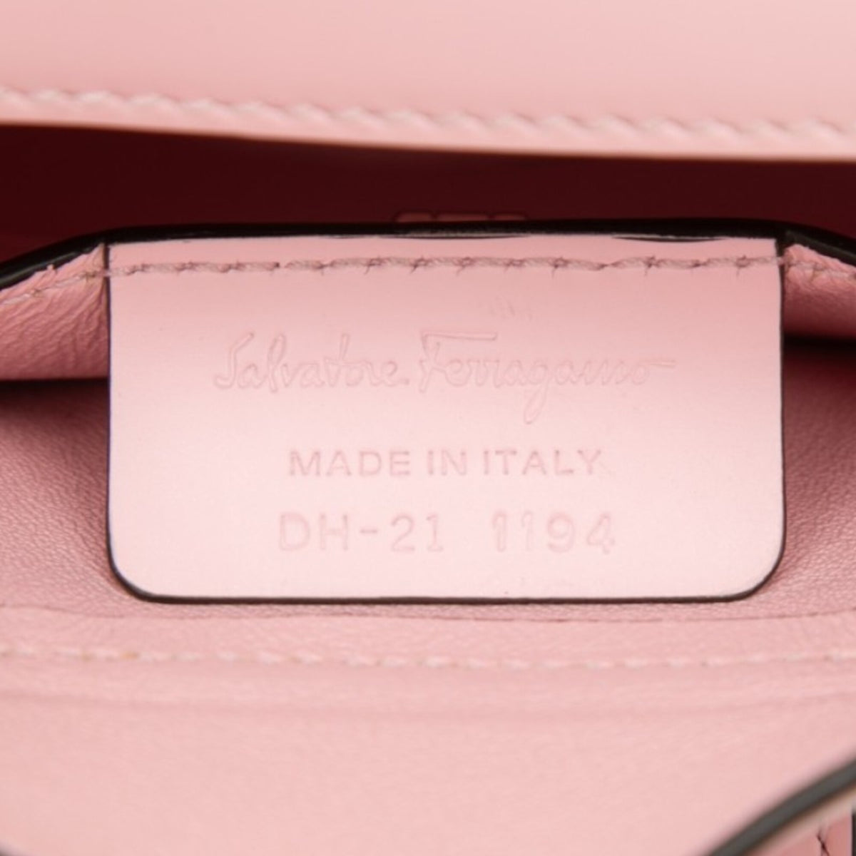 Salvatore Ferragamo Pink Leather Handbag Shoulder Bag (Pre-Owned)