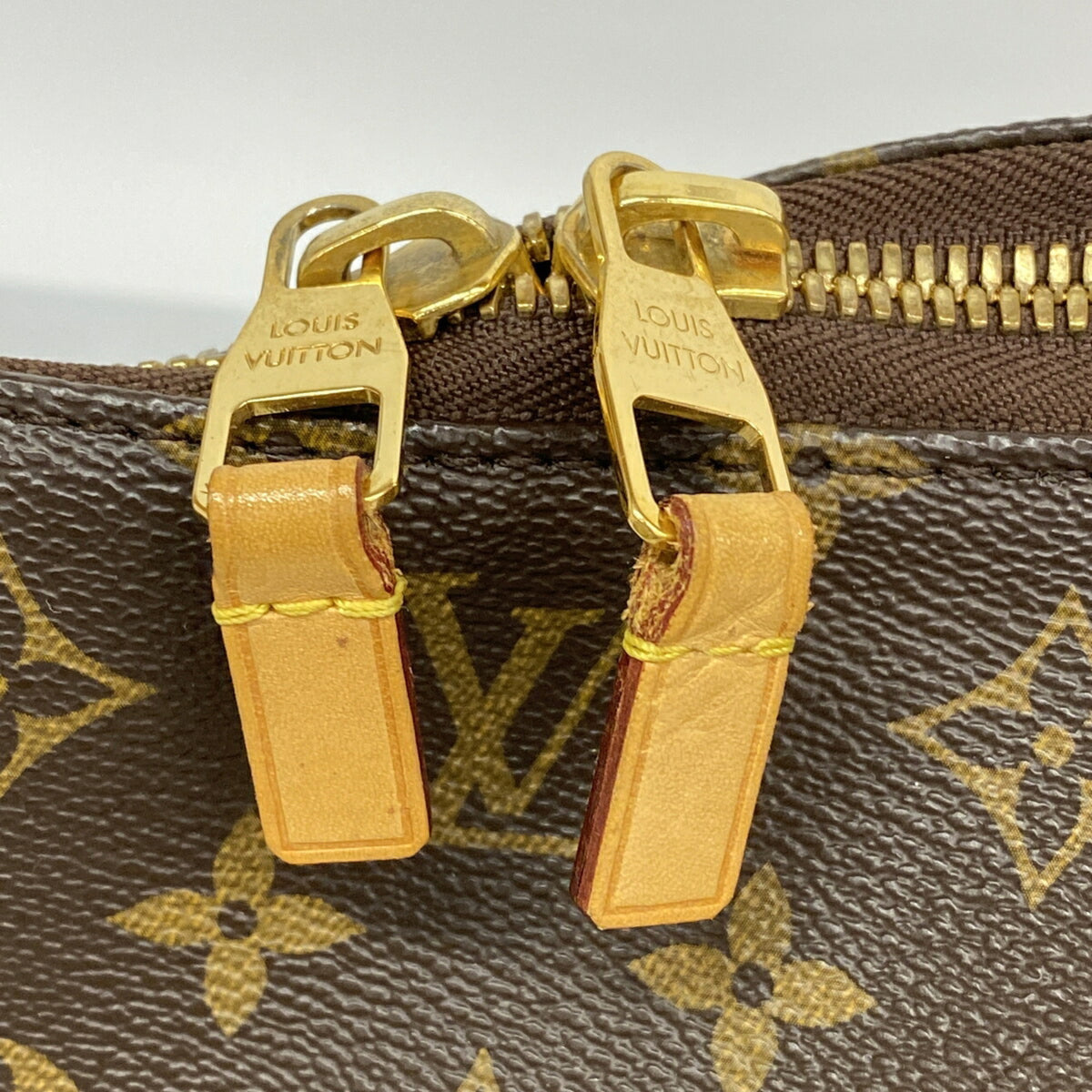 Louis Vuitton Brown Tote Bag (Pre-Owned)