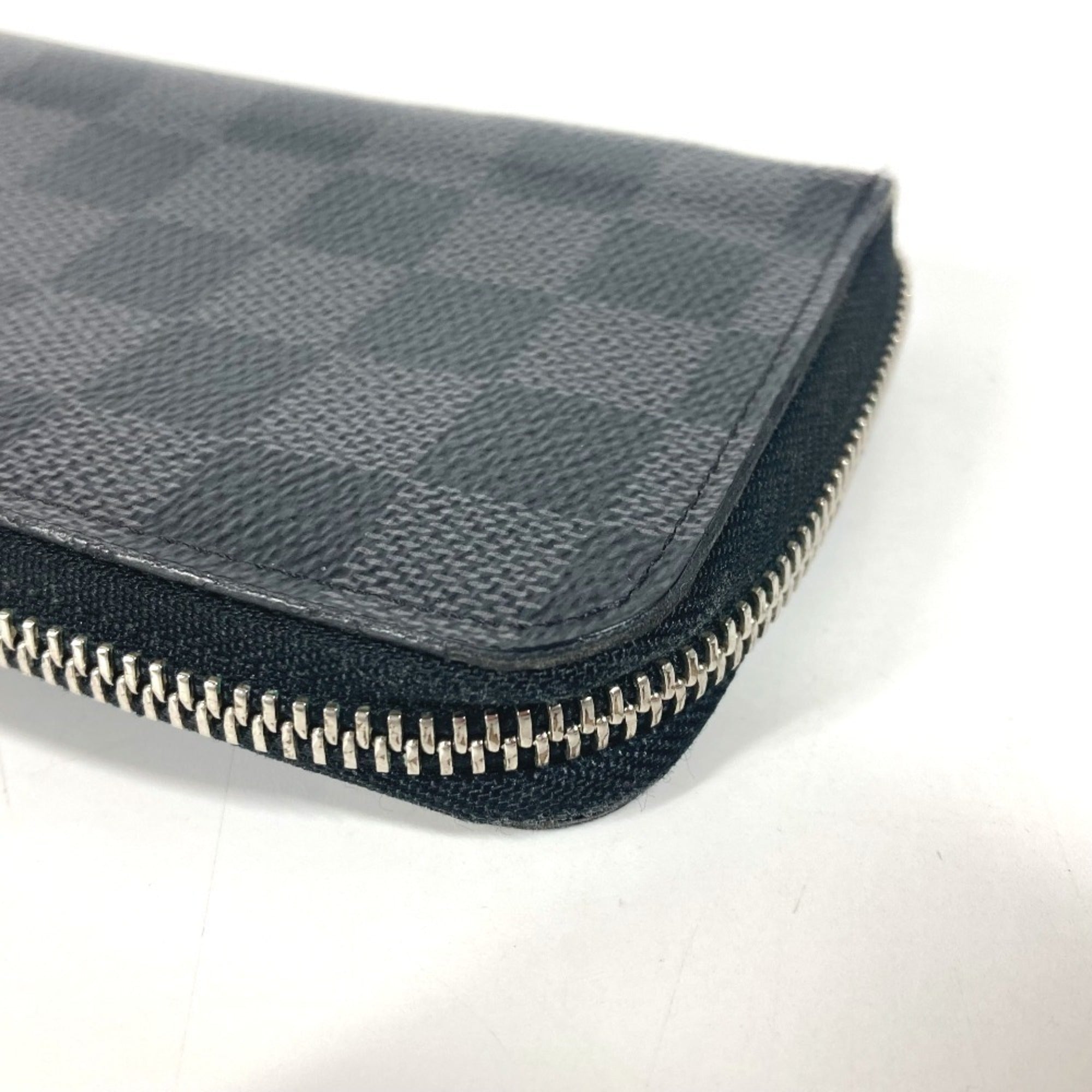 Louis Vuitton Black Damier Graphite Long Wallet (Bi-Fold) (Pre-Owned)