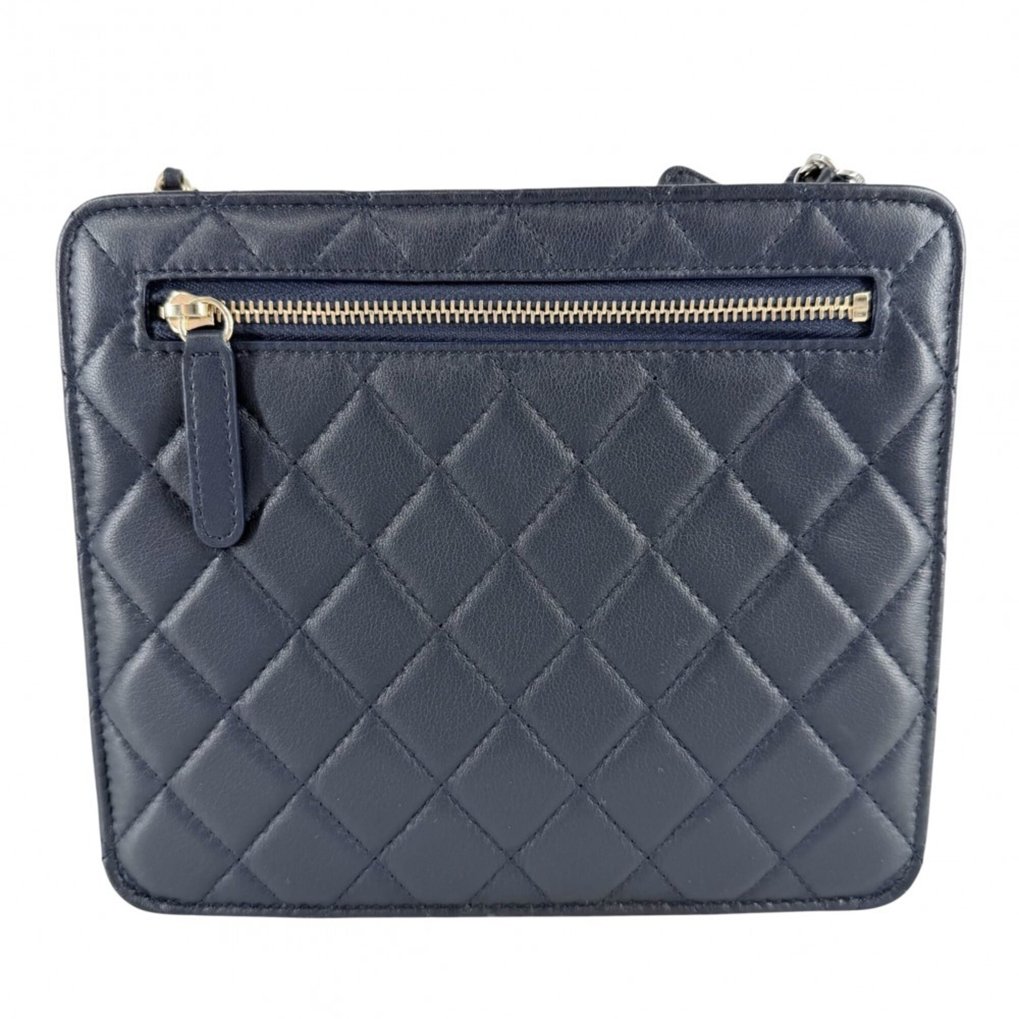 Chanel Matelasse Navy Leather Shoulder Bag (Pre-Owned)