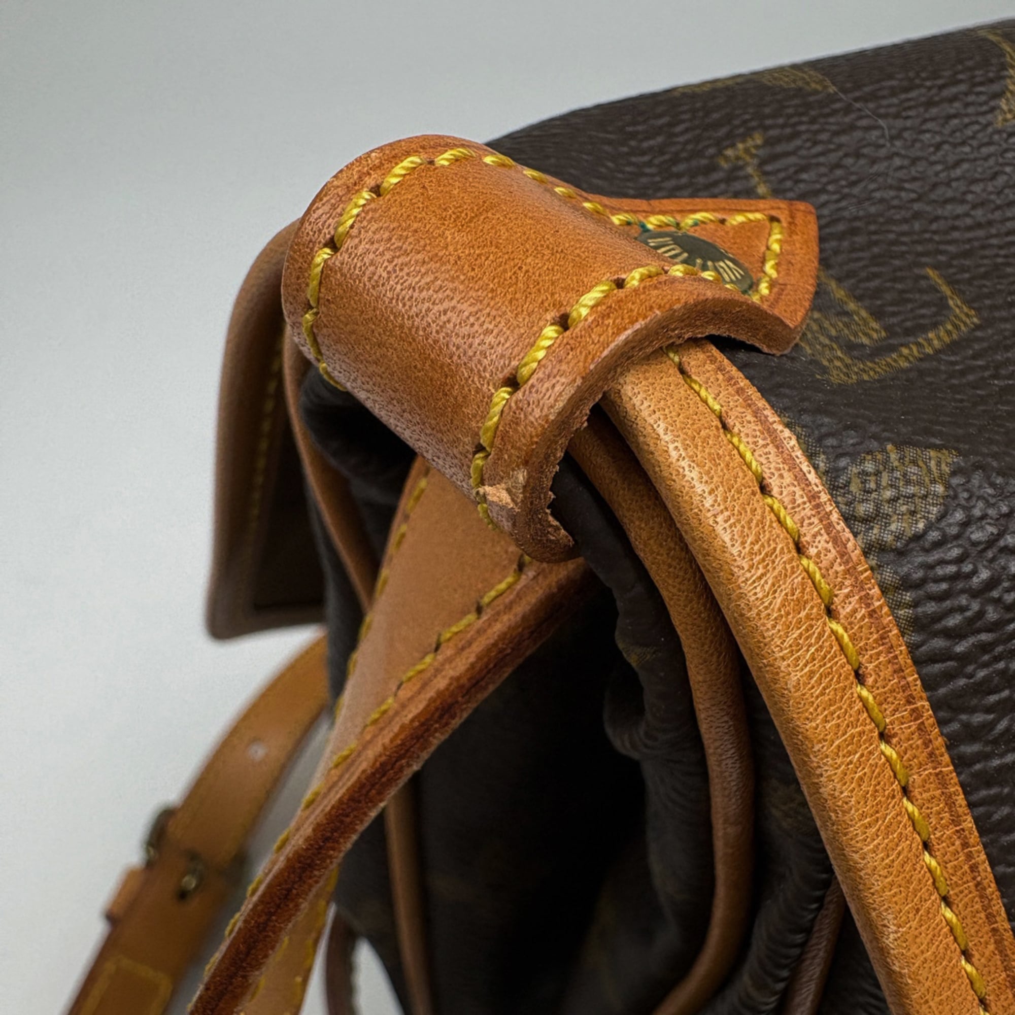 Louis Vuitton Brown Monogram Shoulder Bag (Pre-Owned)