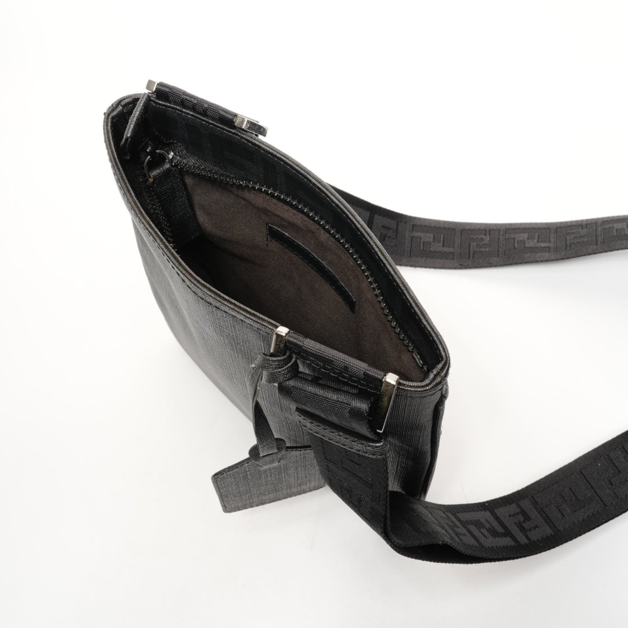 Fendi Zucca Gray Shoulder Bag (Pre-Owned)