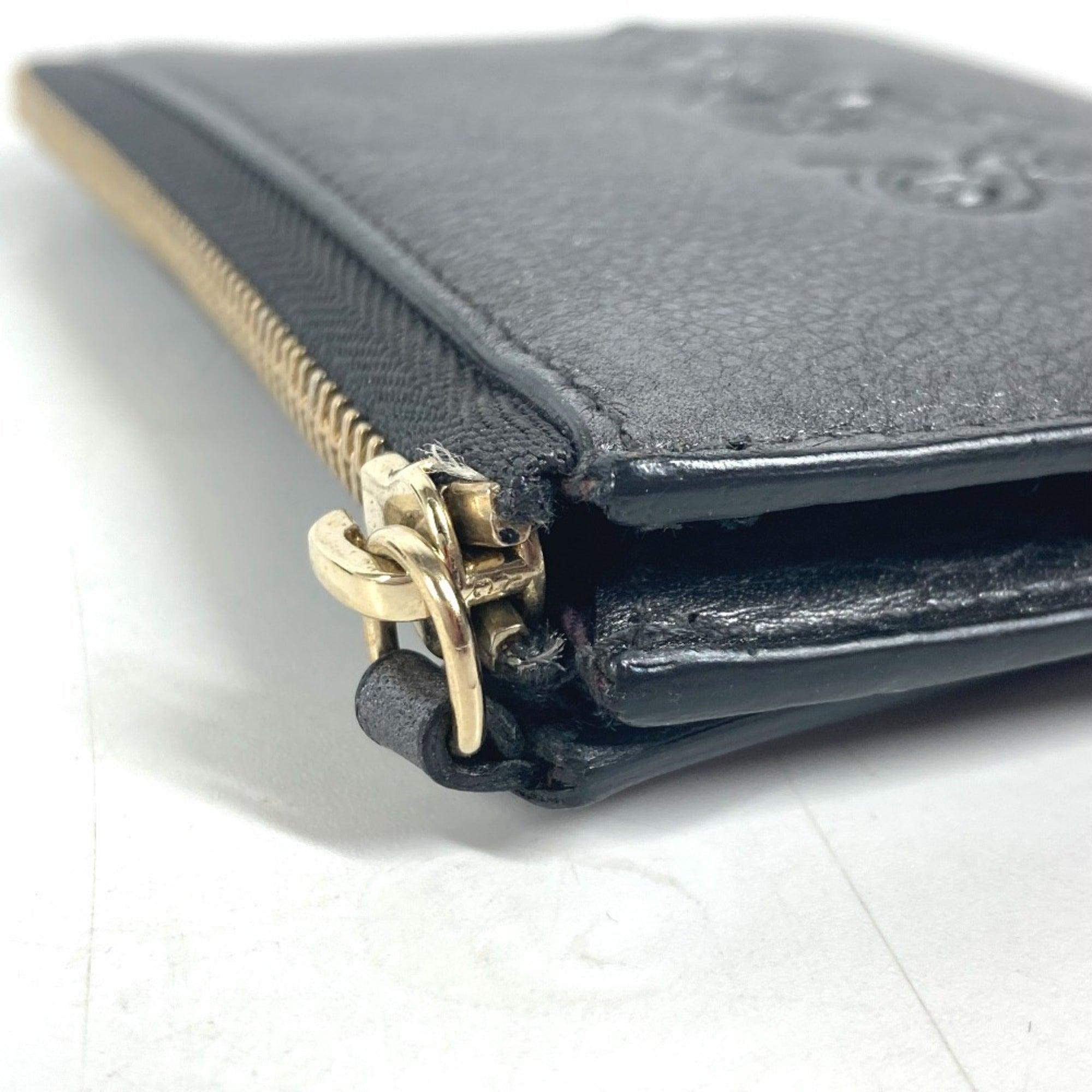 Bvlgari Black Leather Coin Purse/Coin Case (Pre-Owned)