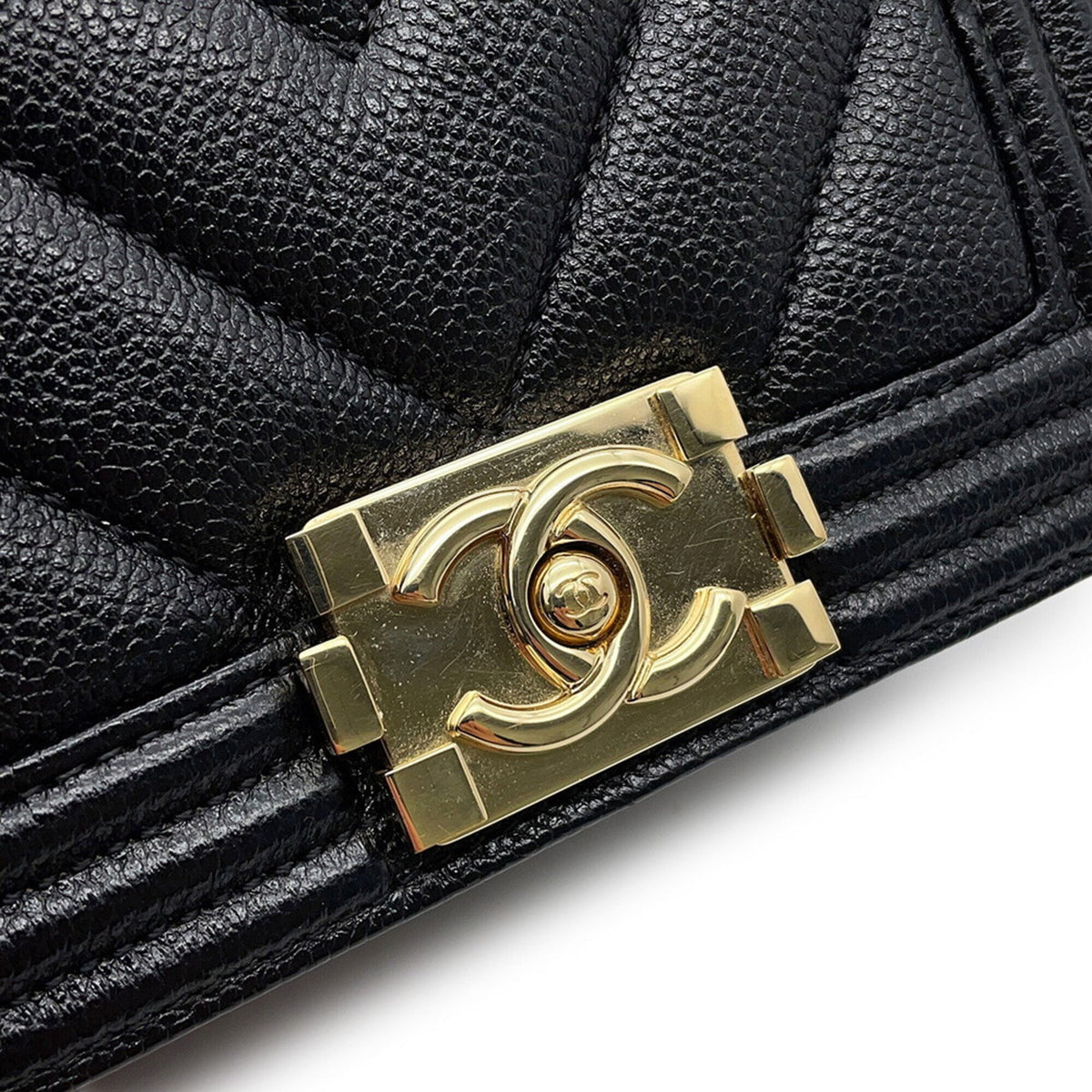 Chanel Boy Chanel Black Grained Calfskin Handbag Shoulder Bag (Pre-Owned)