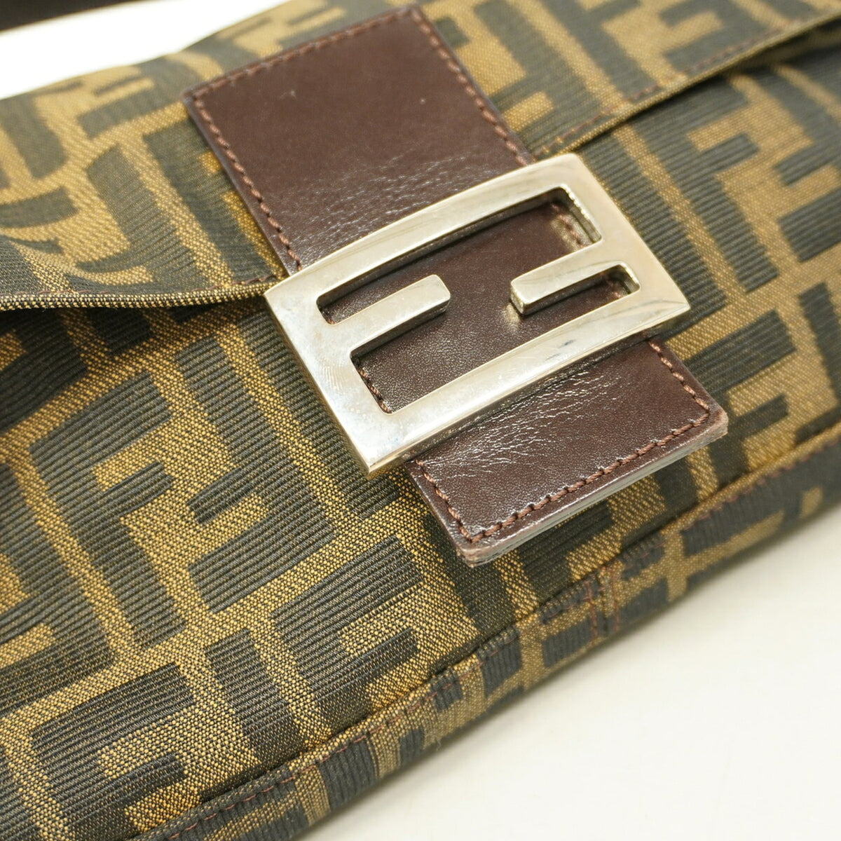 Fendi Brown Nylon Canvas Handbag (Pre-Owned)
