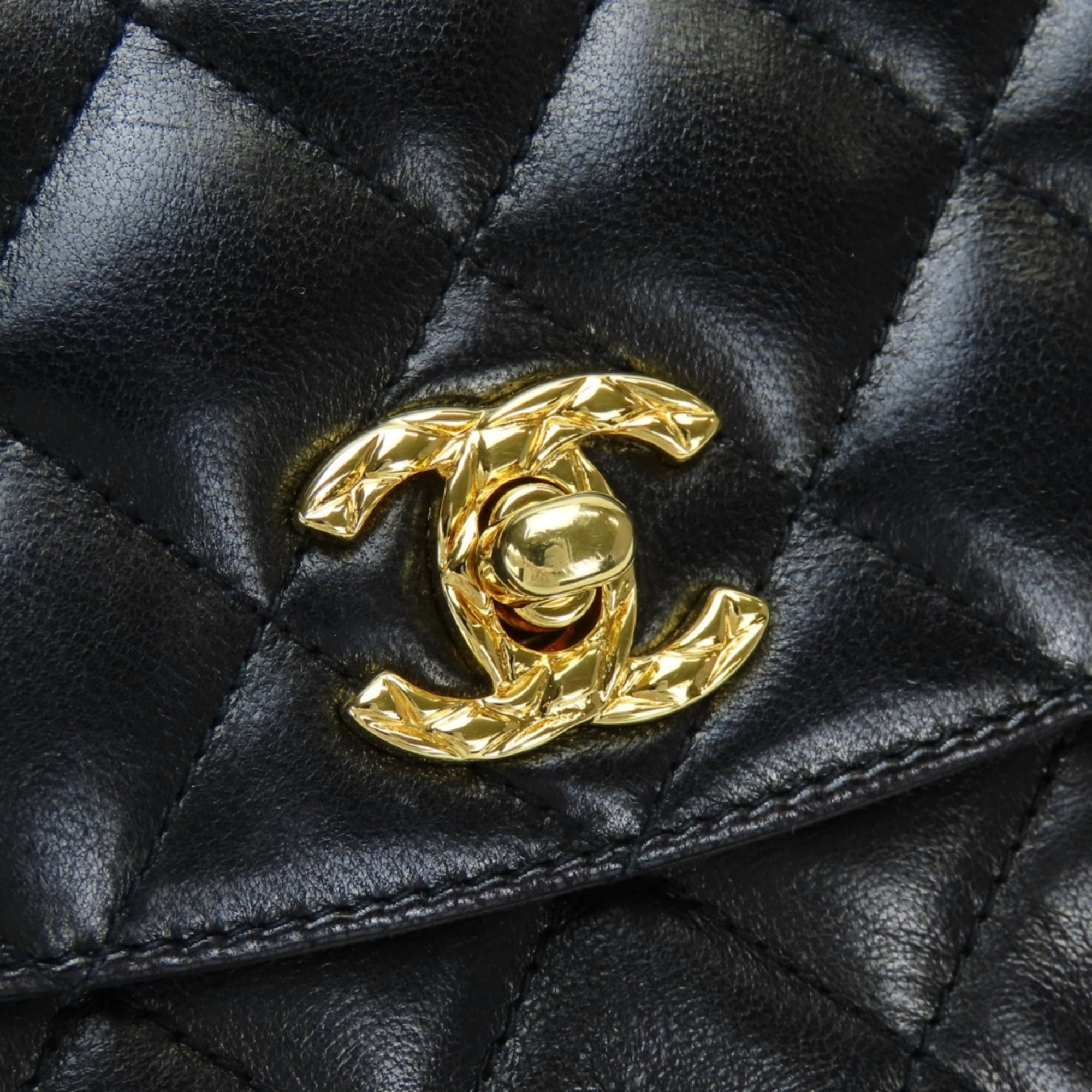 Chanel Black Quilting Leather Shoulder Bag (Pre-Owned)