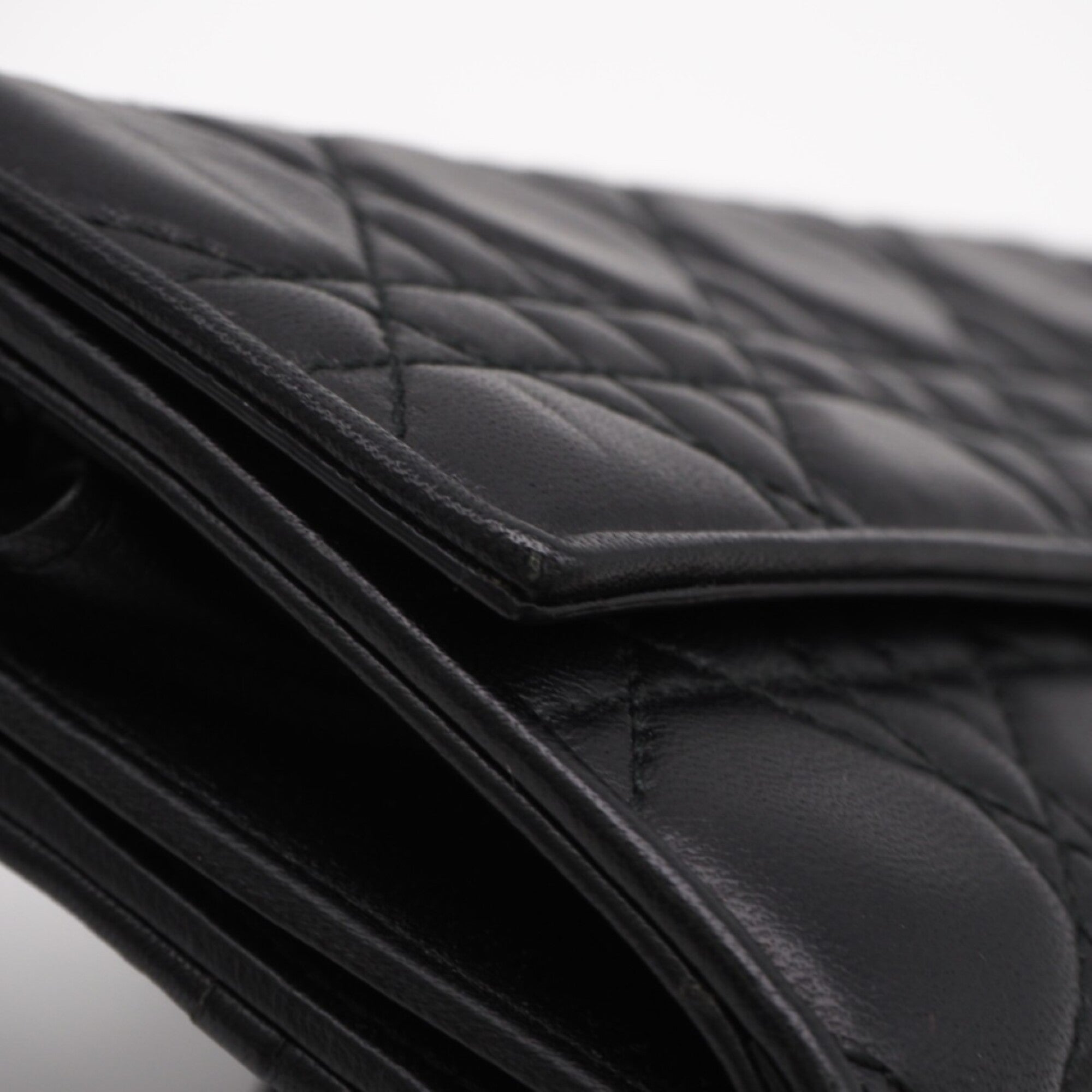 Christian Dior Black Leather Chain/Shoulder Wallet (Pre-Owned)