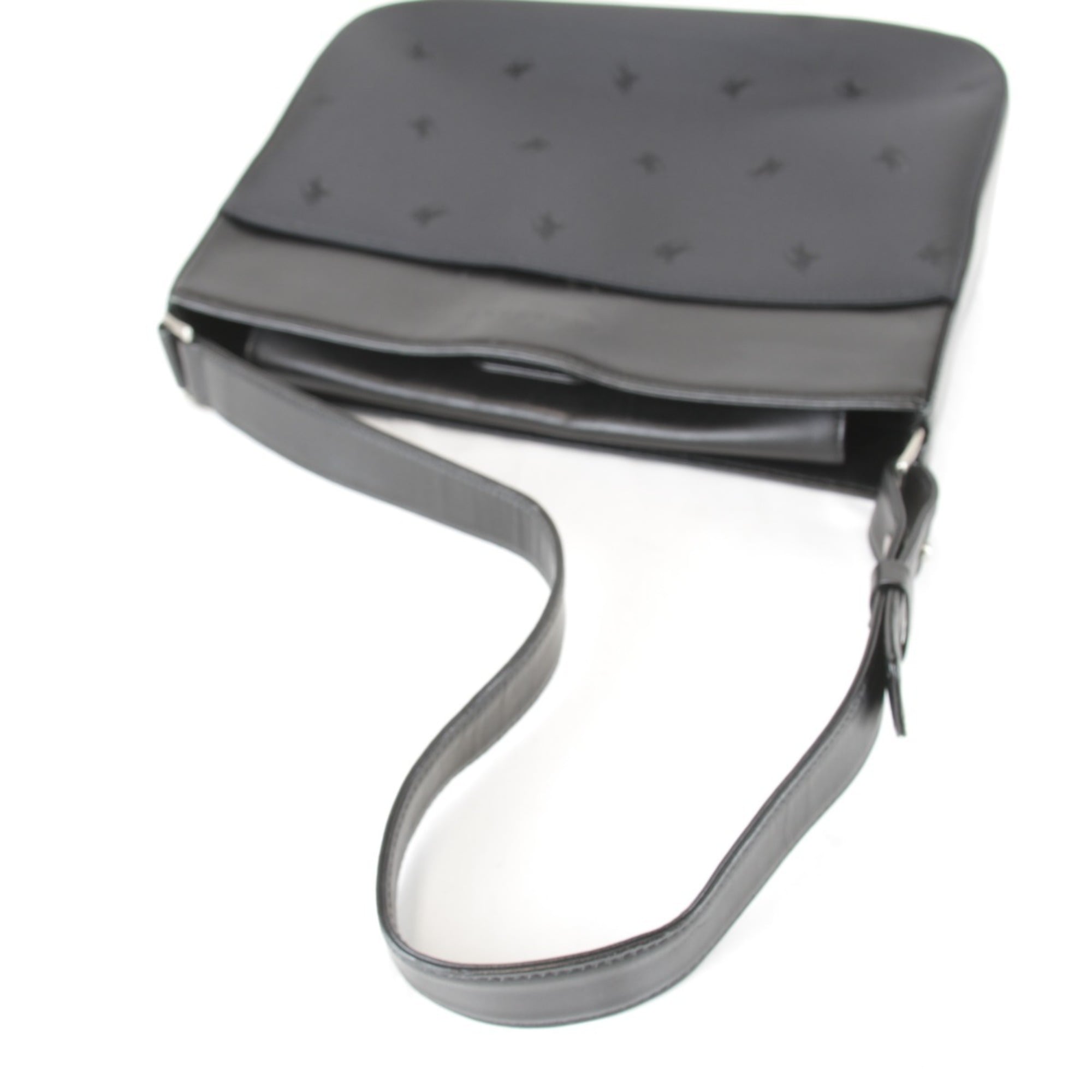 Burberry Black Nylon Leather Shoulder Bag (Pre-Owned)